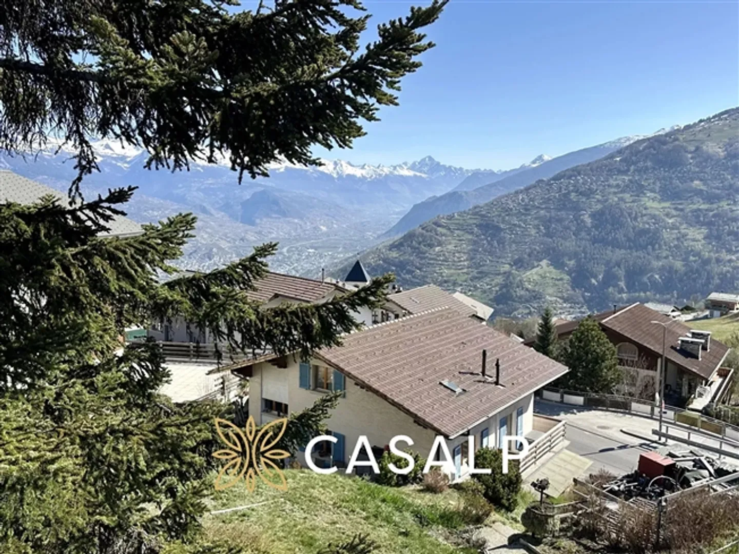 Charming renovated chalet in Nendaz - Photo 17 of 20