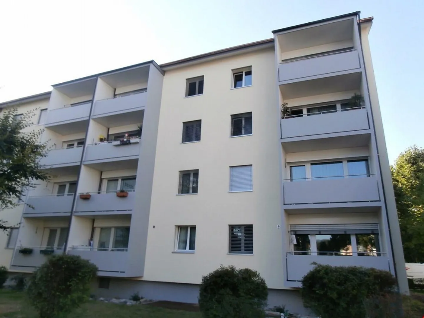 Moderne 3.5-Zimmer-Wohnung - Foto 1 von 8