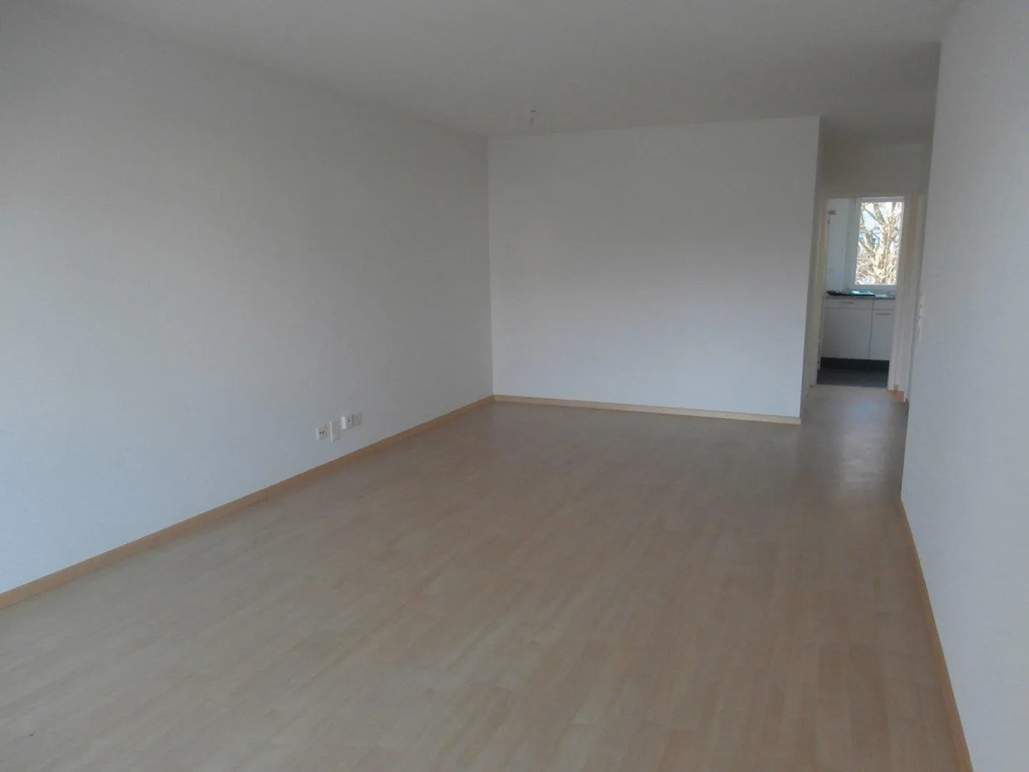 Moderne 3.5-Zimmer-Wohnung - Foto 3 von 8