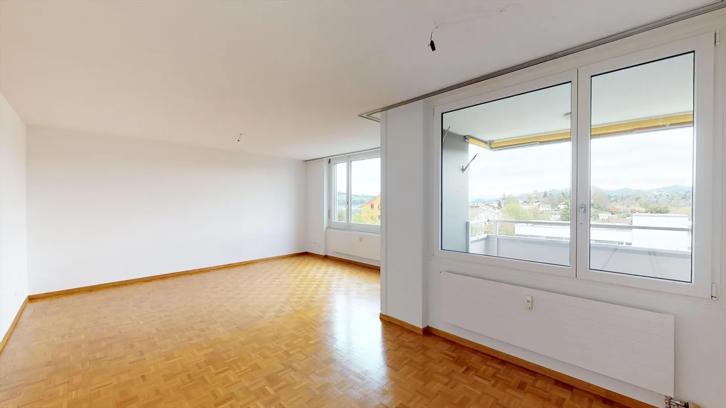 Ampio appartamento nel quartiere Schlössli - Foto 5 di 7