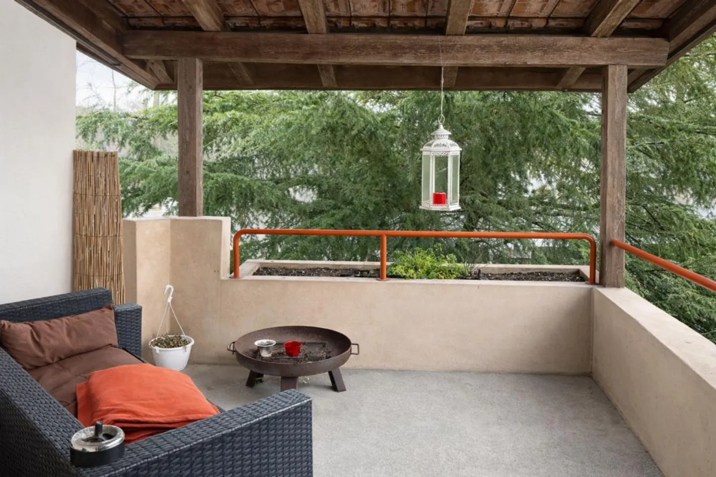 Bright 7.5-room maisonette apartment with balcony in a family-friendly neighborhood - Photo 6 of 10