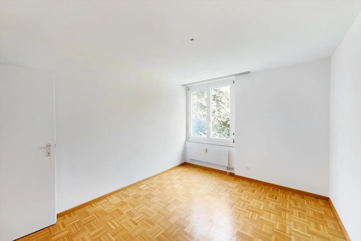 Ampio appartamento nel quartiere Schlössli - Foto 6 di 7