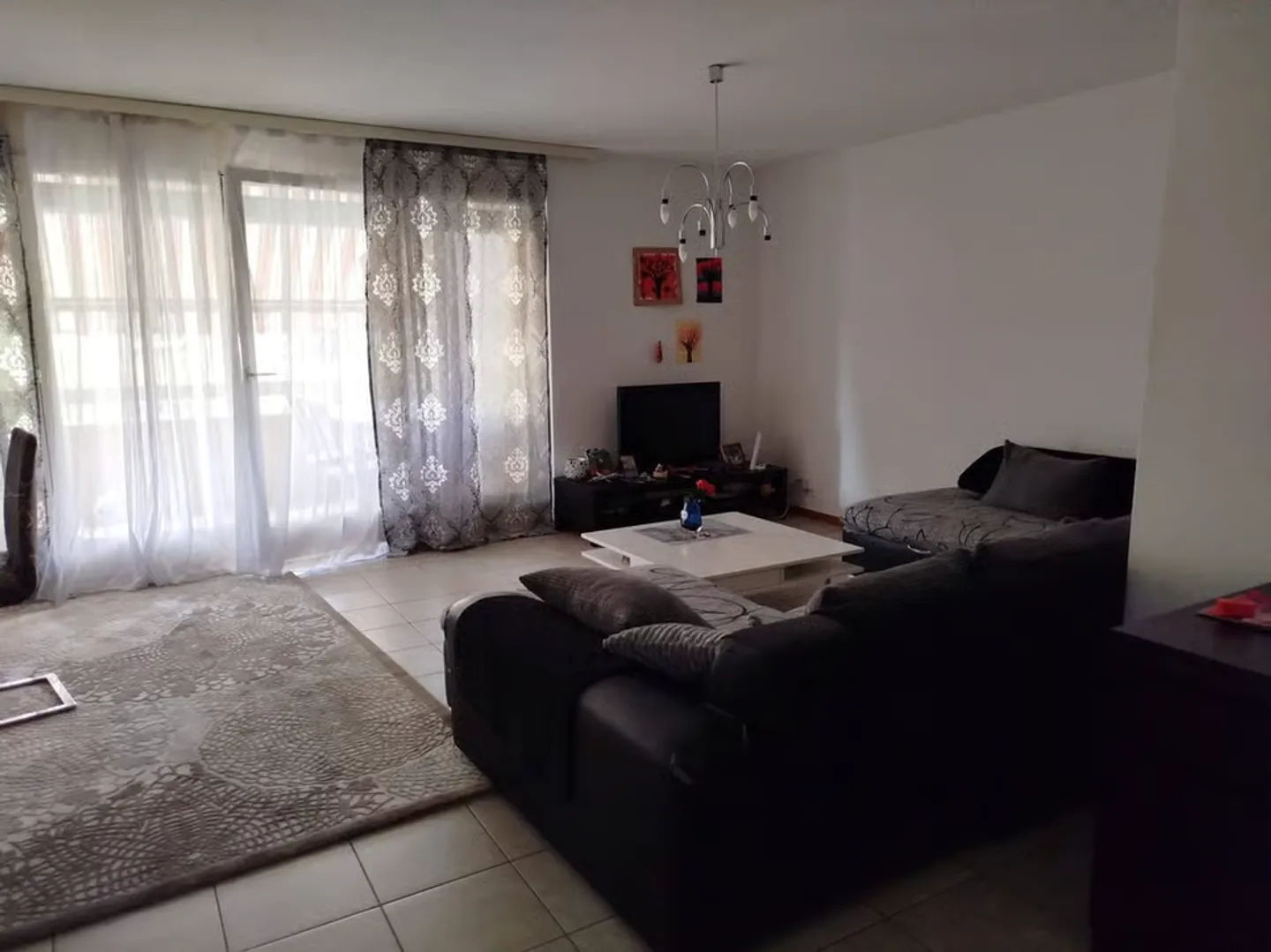 Schöne 3,5-Zimmer-Wohnung verfügbar ab 15.09.2026 - Foto 2 von 5