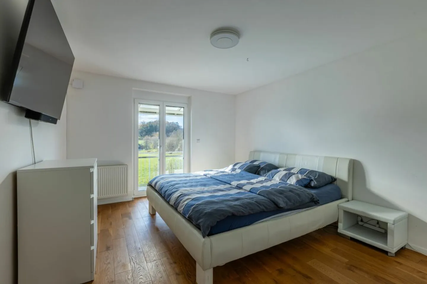 Viel Freiraum, Rheinsicht und Lebensqualität im einzigartig gelegenen Wohnhaus - Photo 19 of 43