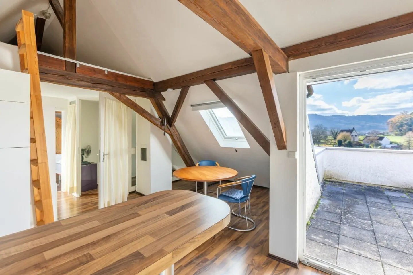 Viel Freiraum, Rheinsicht und Lebensqualität im einzigartig gelegenen Wohnhaus - Photo 20 of 43