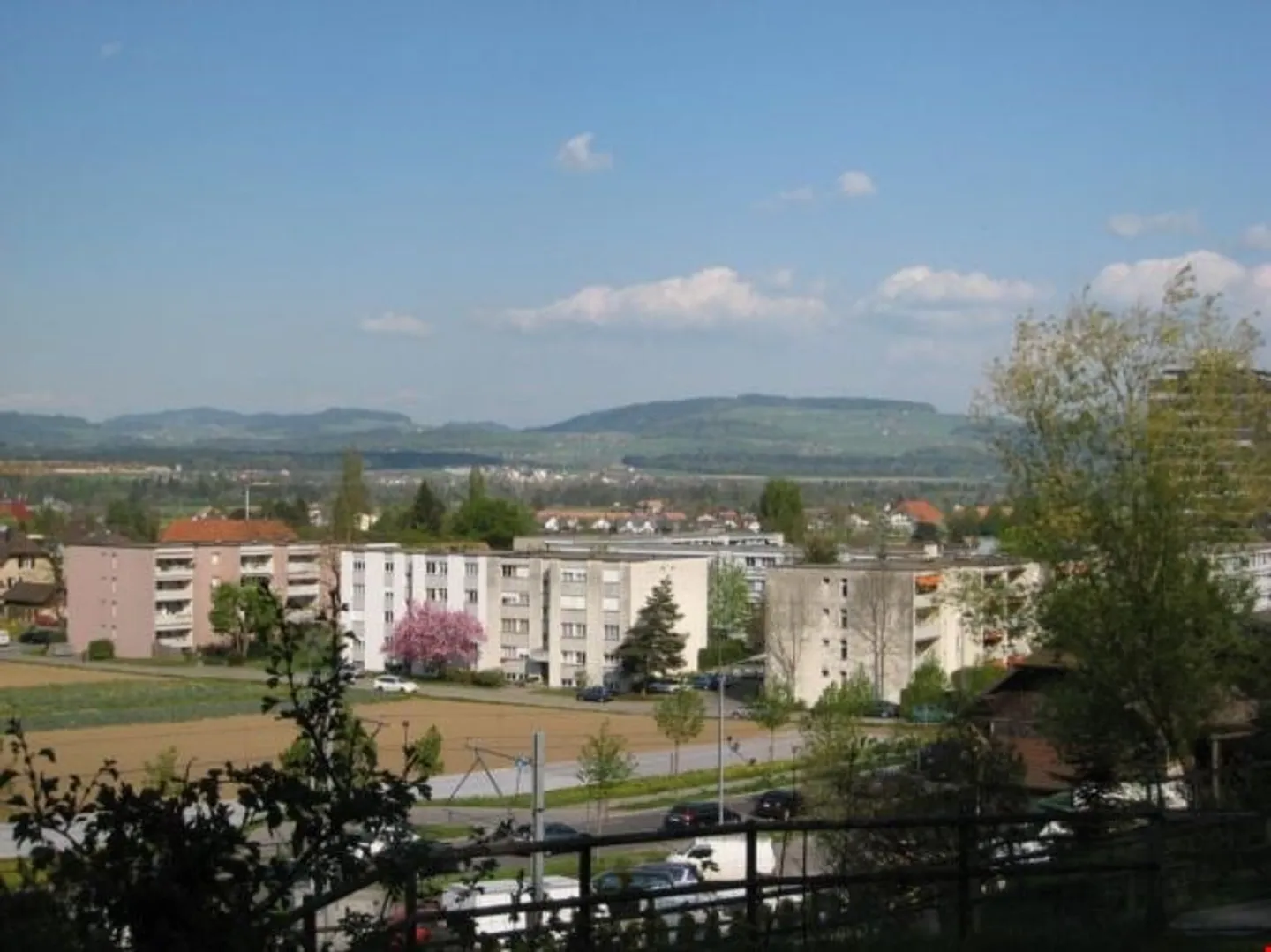 Incantevole casa unifamiliare di 2,5 stanze a Belp - Foto 5 di 16