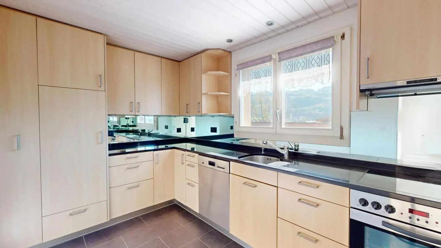 Grosszügige 4.5-Zimmer Wohnung - Foto 6 von 13