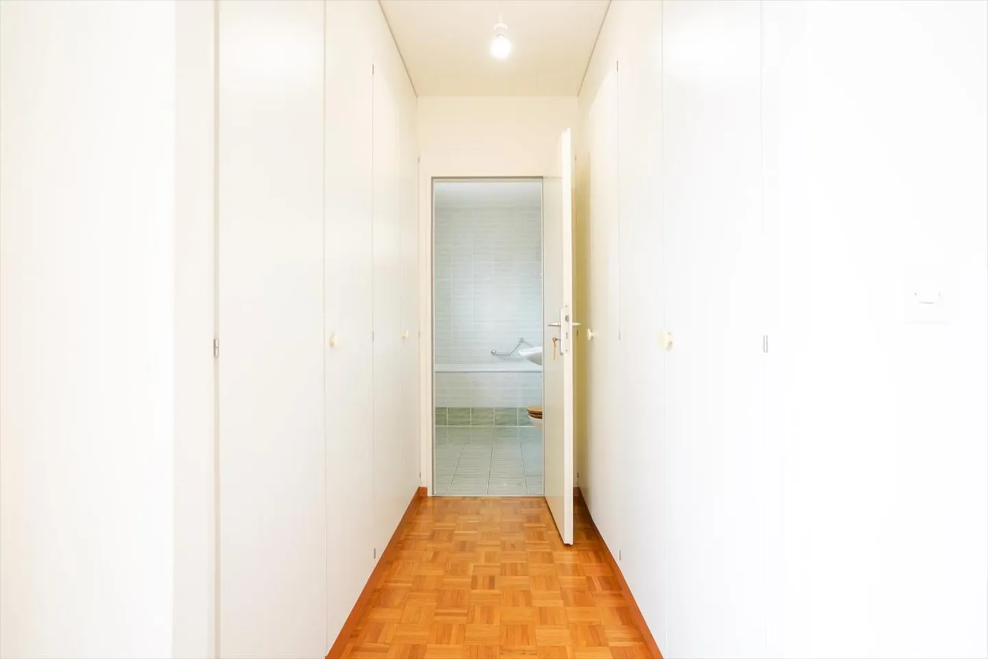 5-Zimmer-Penthouse im 8. Stock mit direktem Zugang durch den Aufzug - Foto 4 von 13