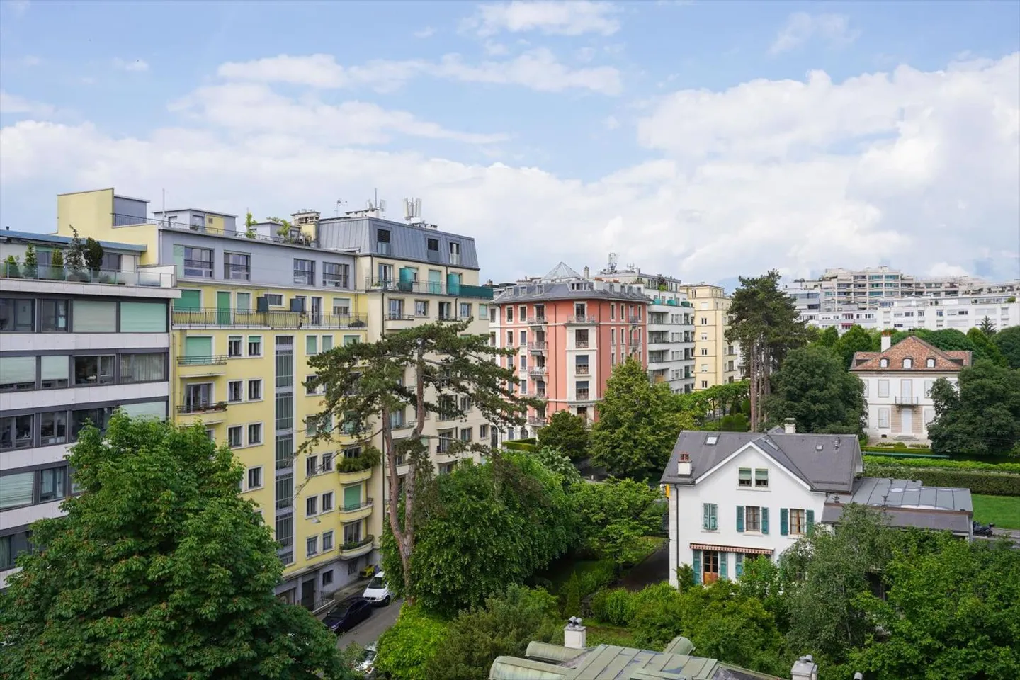 5-Zimmer-Penthouse im 8. Stock mit direktem Zugang durch den Aufzug - Foto 8 von 13