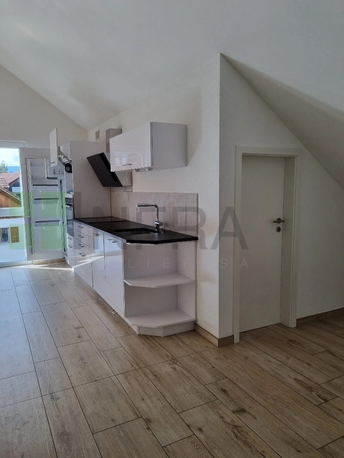 Magnifique duplex de 160 m2 en attique - Photo 4 sur 23