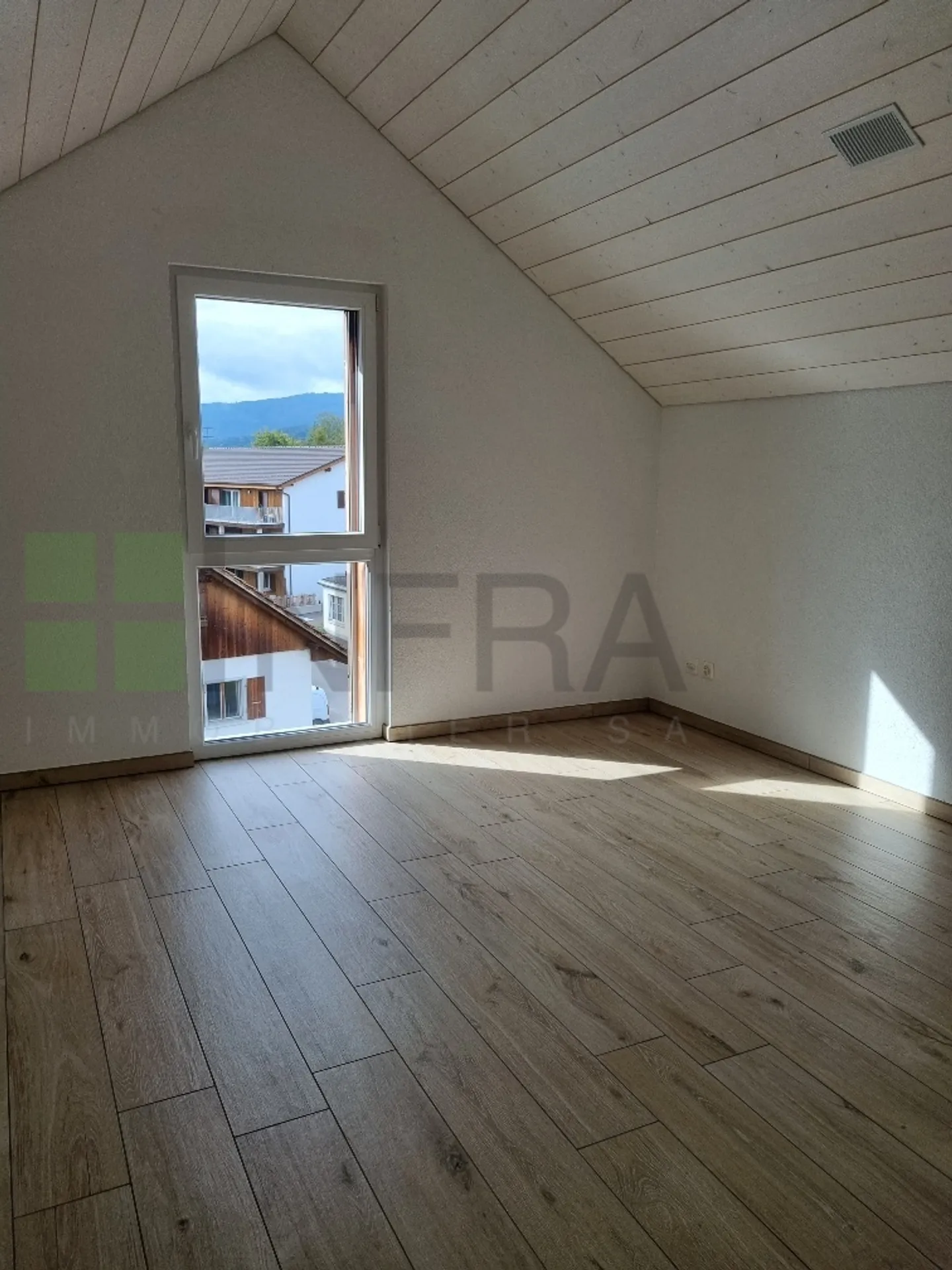 Magnifique duplex de 160 m2 en attique - Photo 11 sur 23
