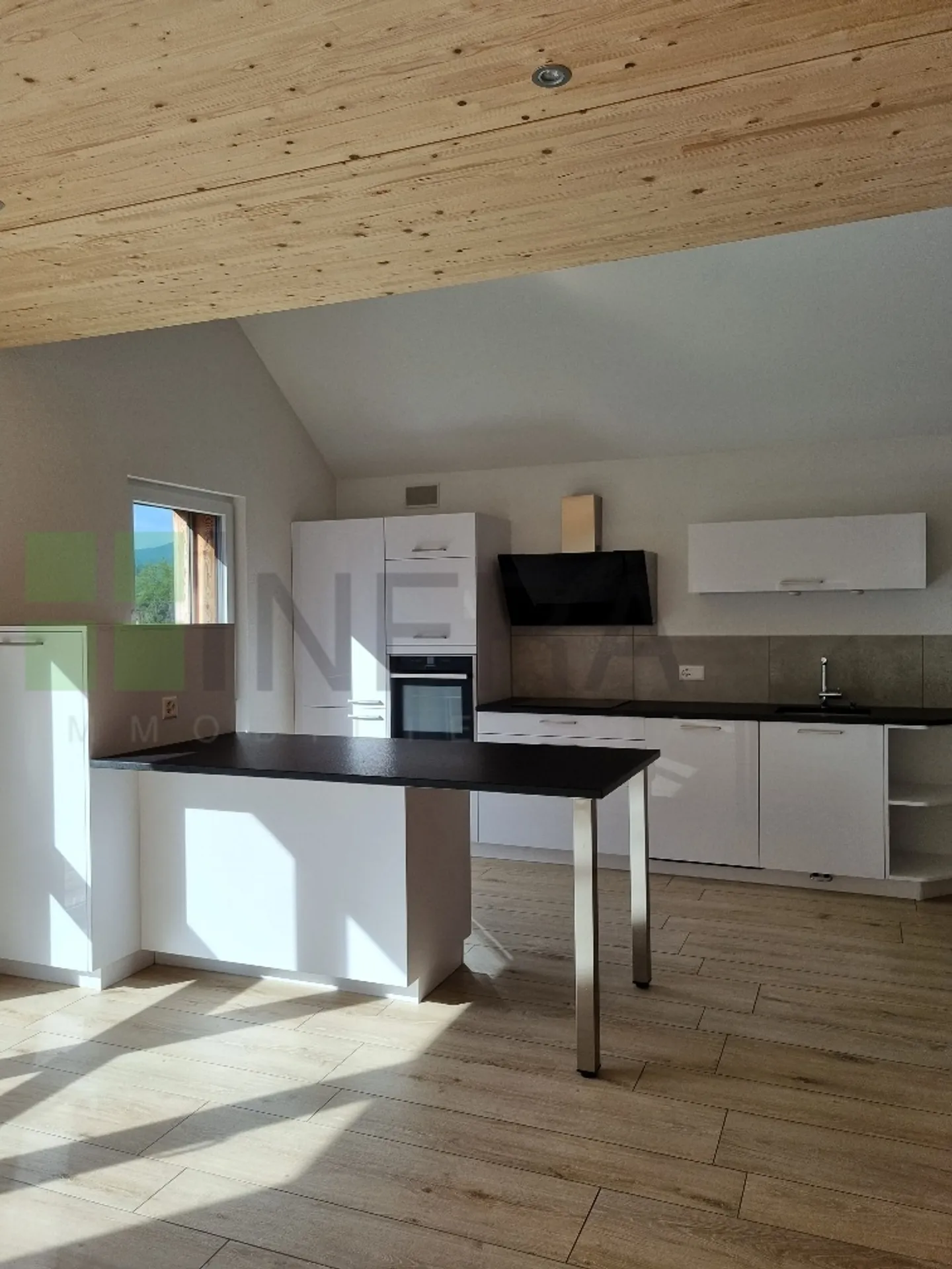 Magnifique duplex de 160 m2 en attique - Photo 1 sur 23
