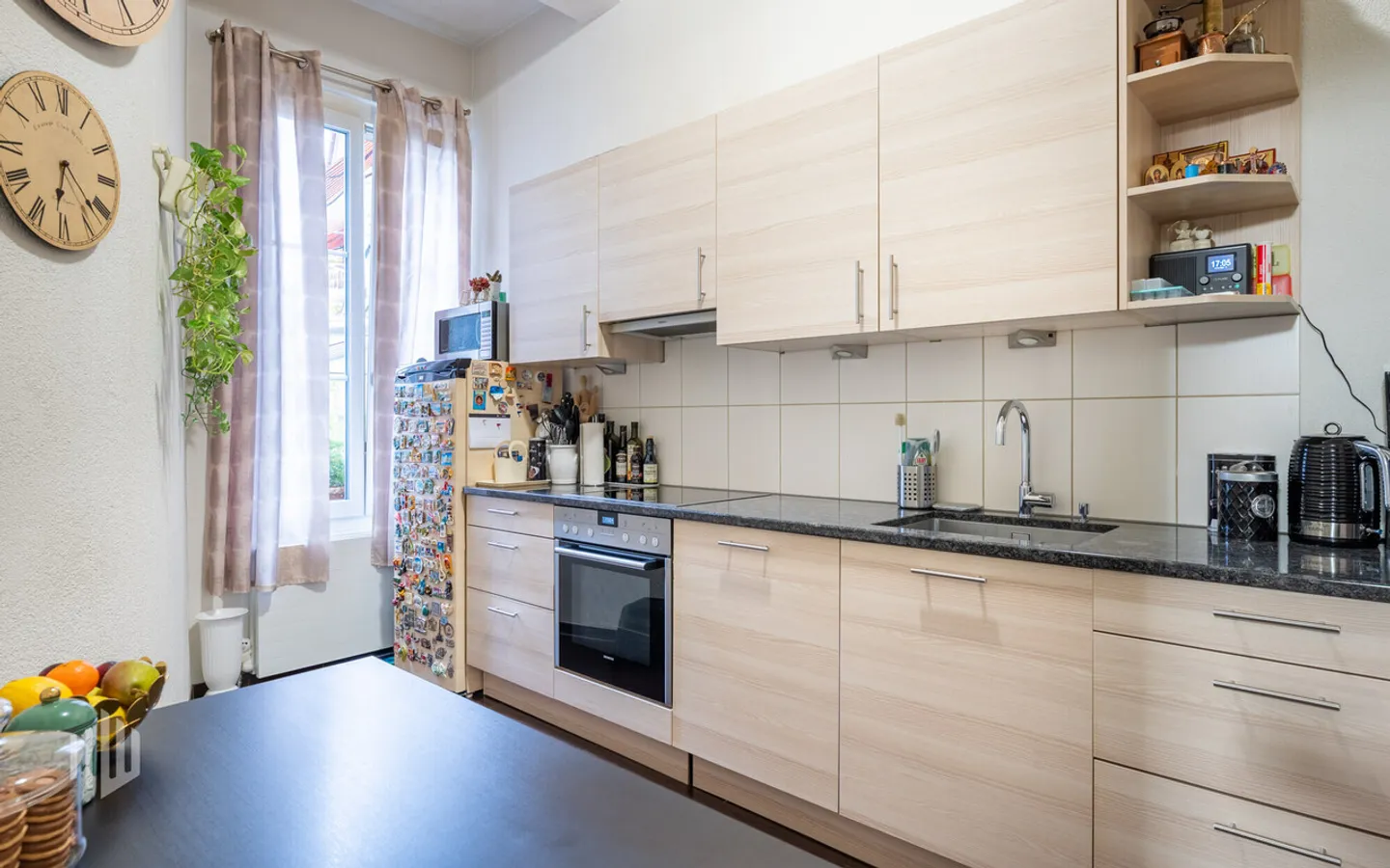 ImmoWyss - Casa plurifamiliare con gastronomia - completamente affittata - Foto 3 di 8