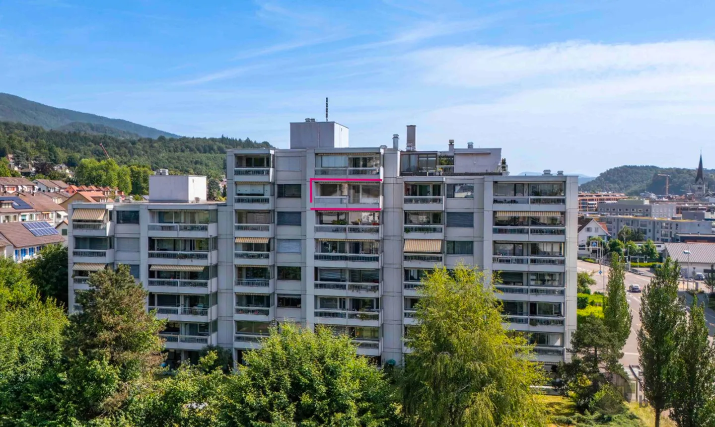 Above the rooftops of Olten - Living with a view - Photo 1 of 13