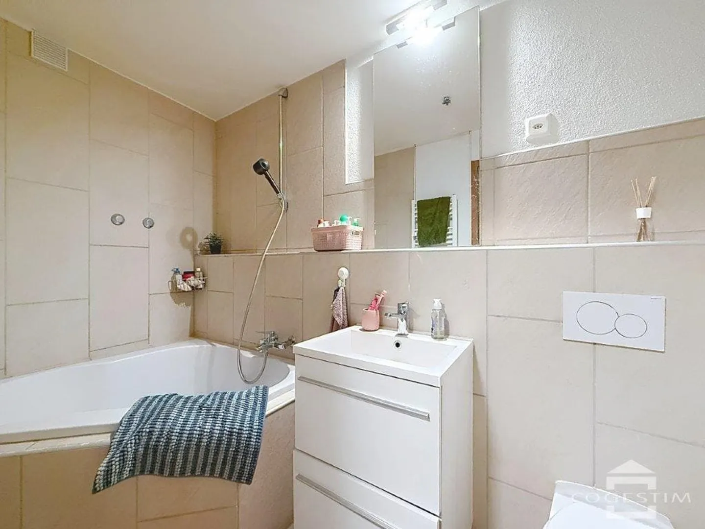 Charmant Appartement 2.5 pièces - Photo 7 sur 7