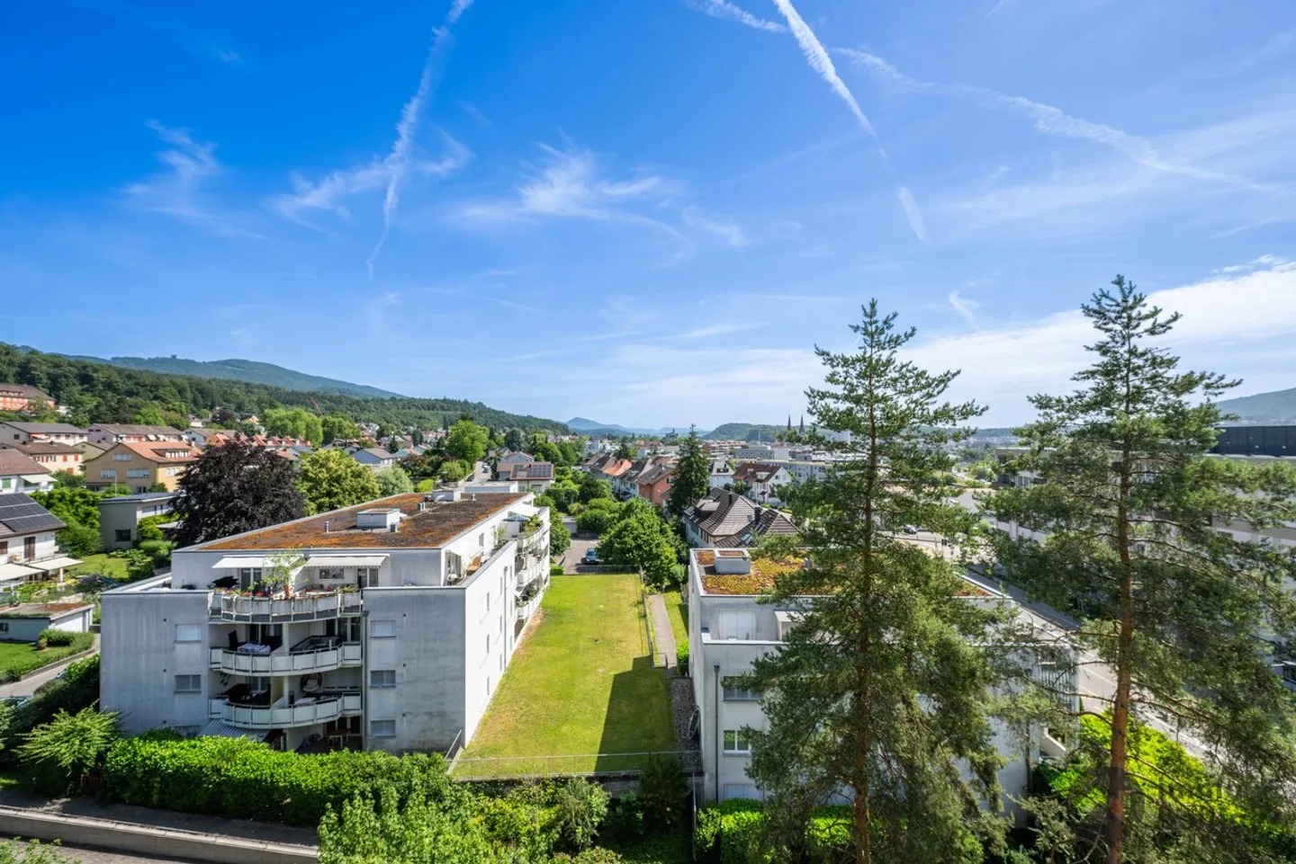 Above the rooftops of Olten - Living with a view - Photo 11 of 13