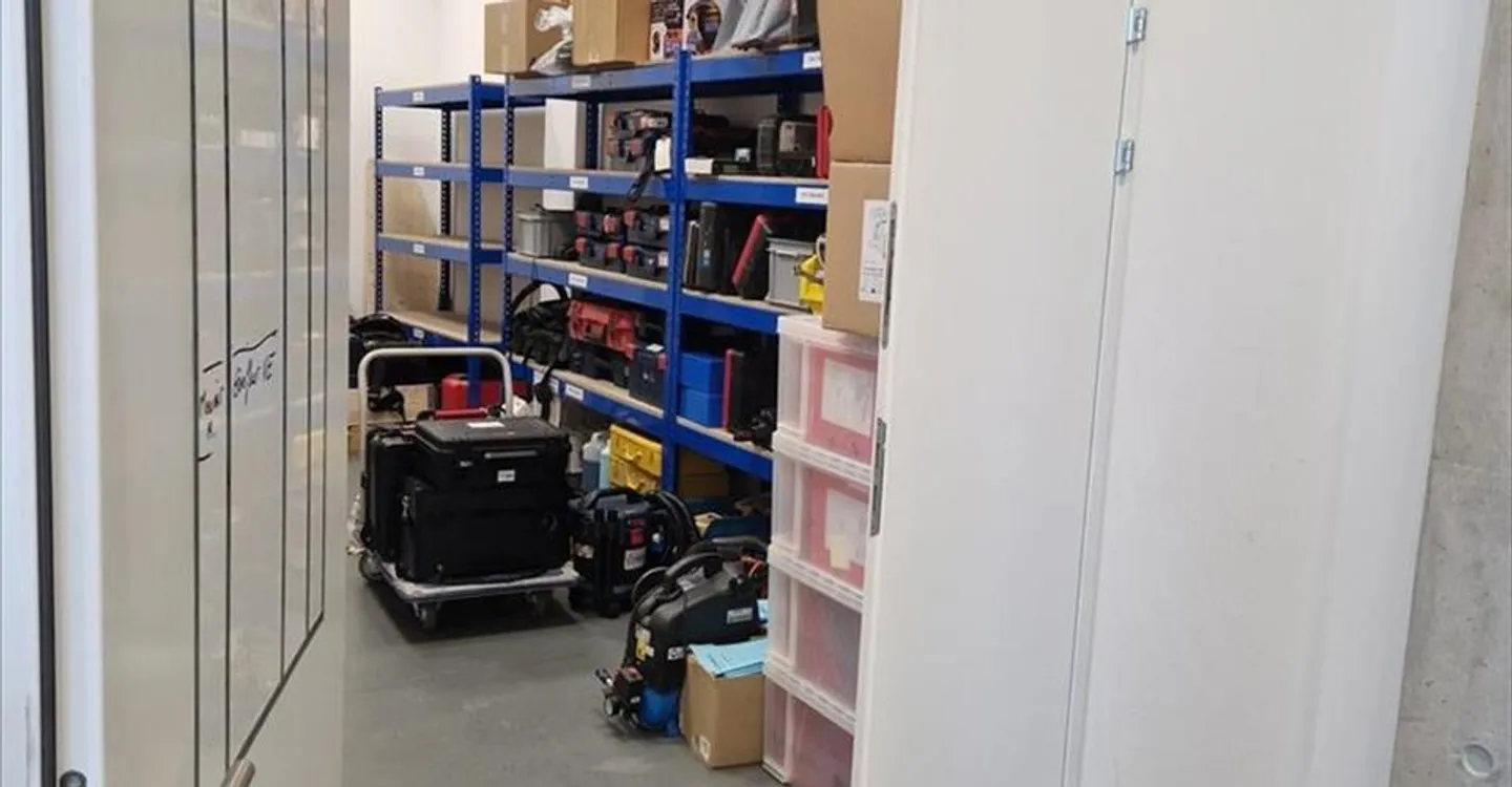 Spazio ufficio in affitto - Foto 2 di 13