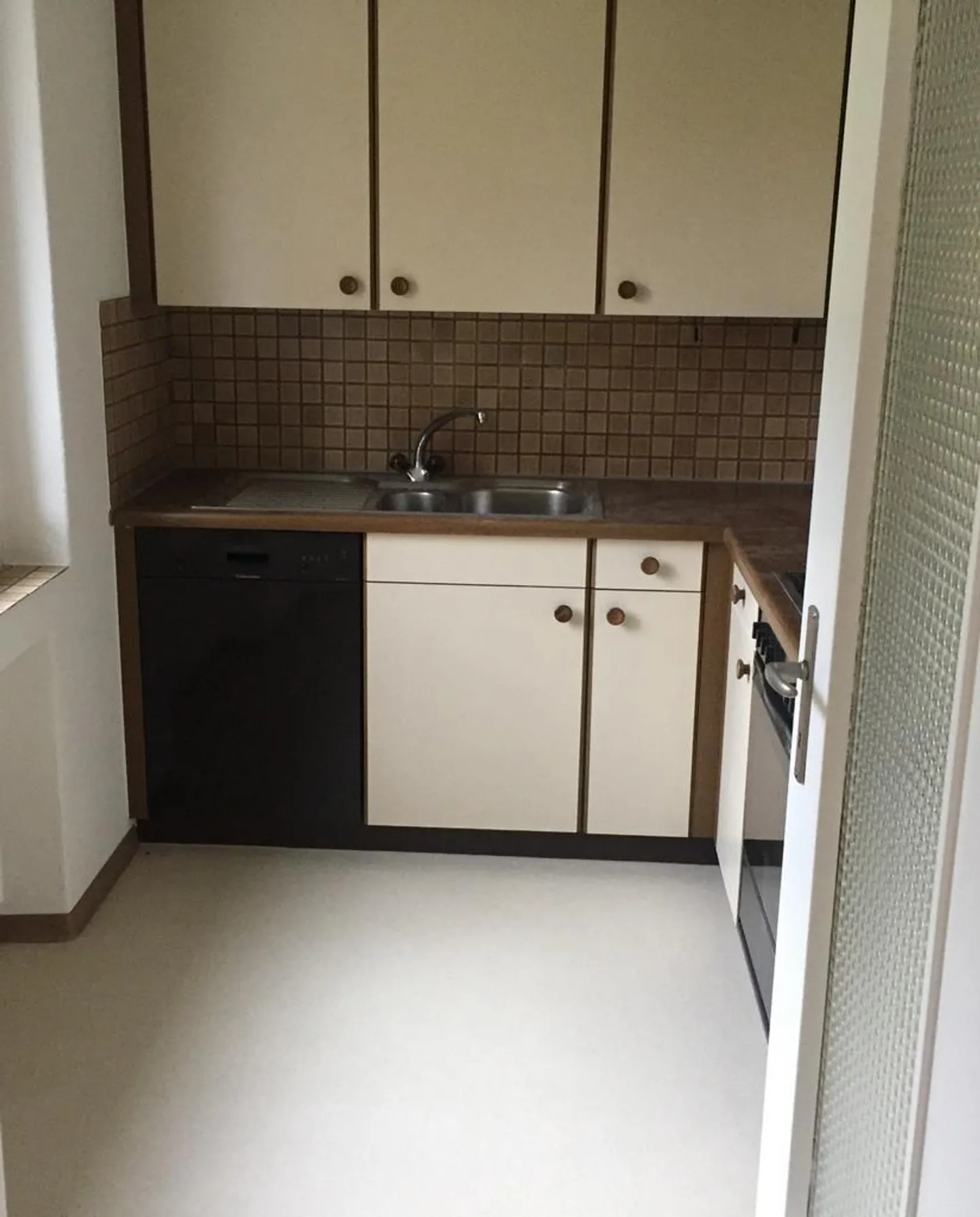 ... nur fünf Gehminuten zum Stadtkern - Foto 3 von 6