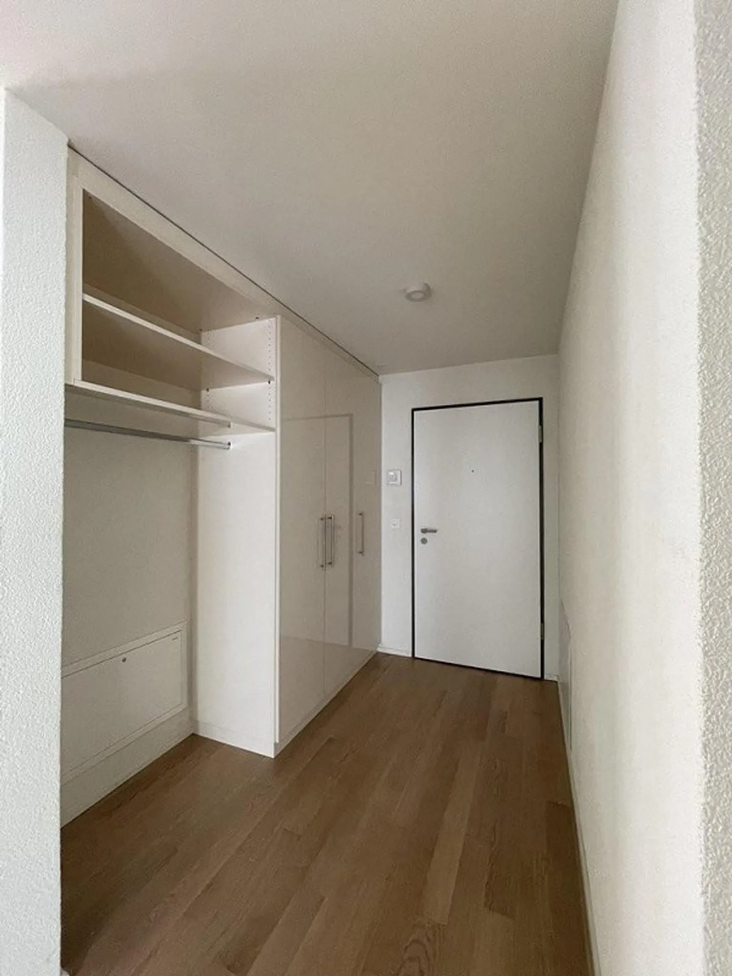 Bright and modern 4.5 attic apartment - Photo 5 of 9