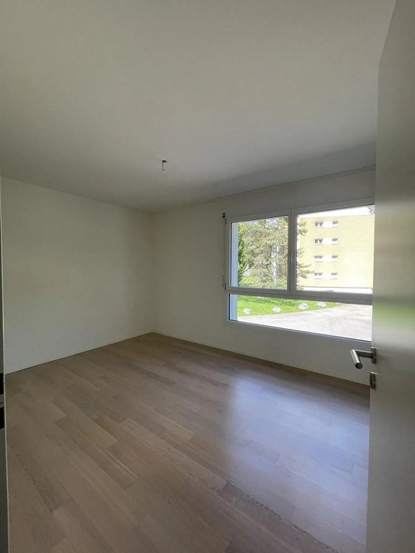 Bright and modern 4.5 attic apartment - Photo 7 of 9