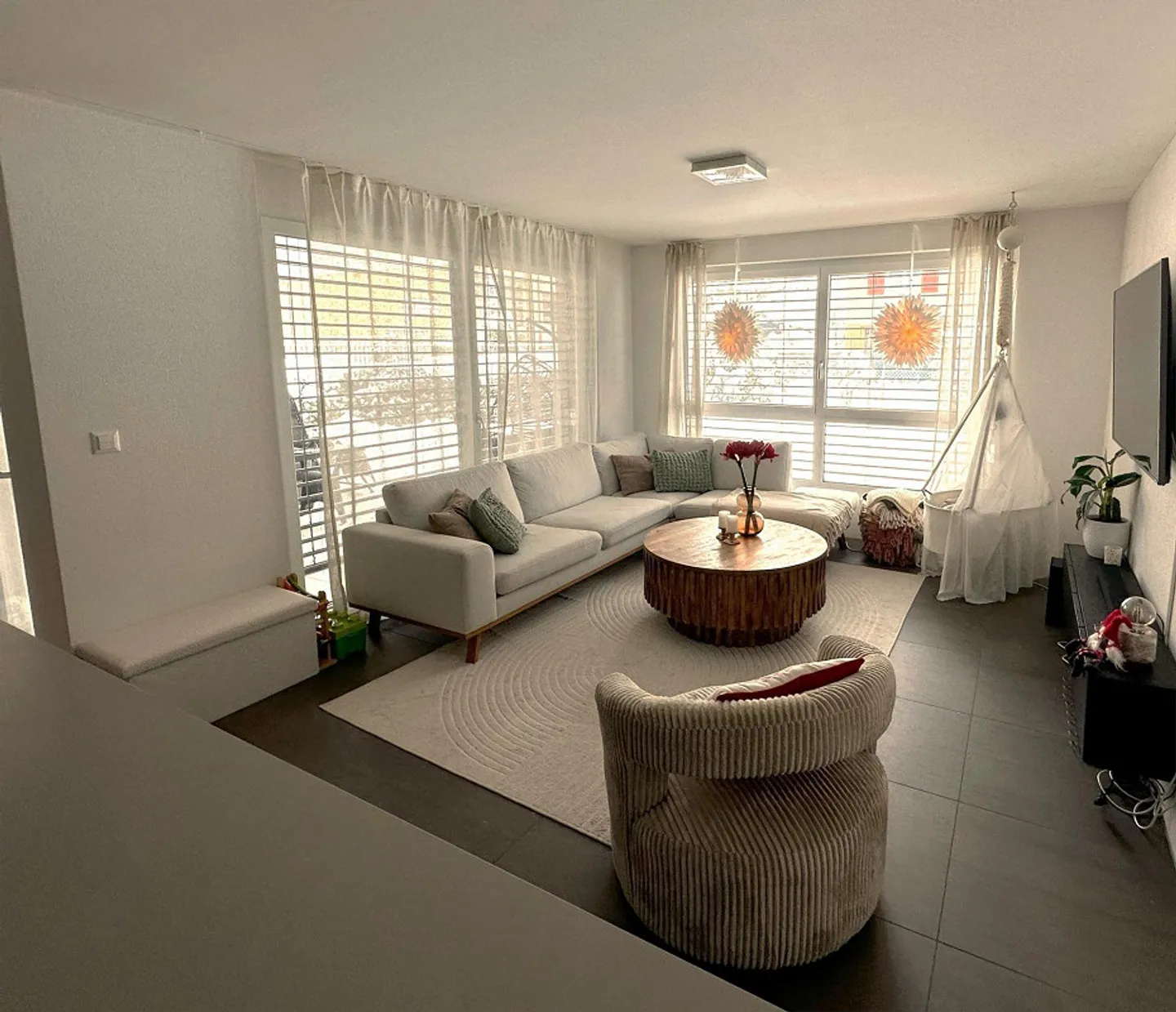 Moderne und stilvolle 3.5-Zimmerwohnung zu vermieten - Foto 1 von 15