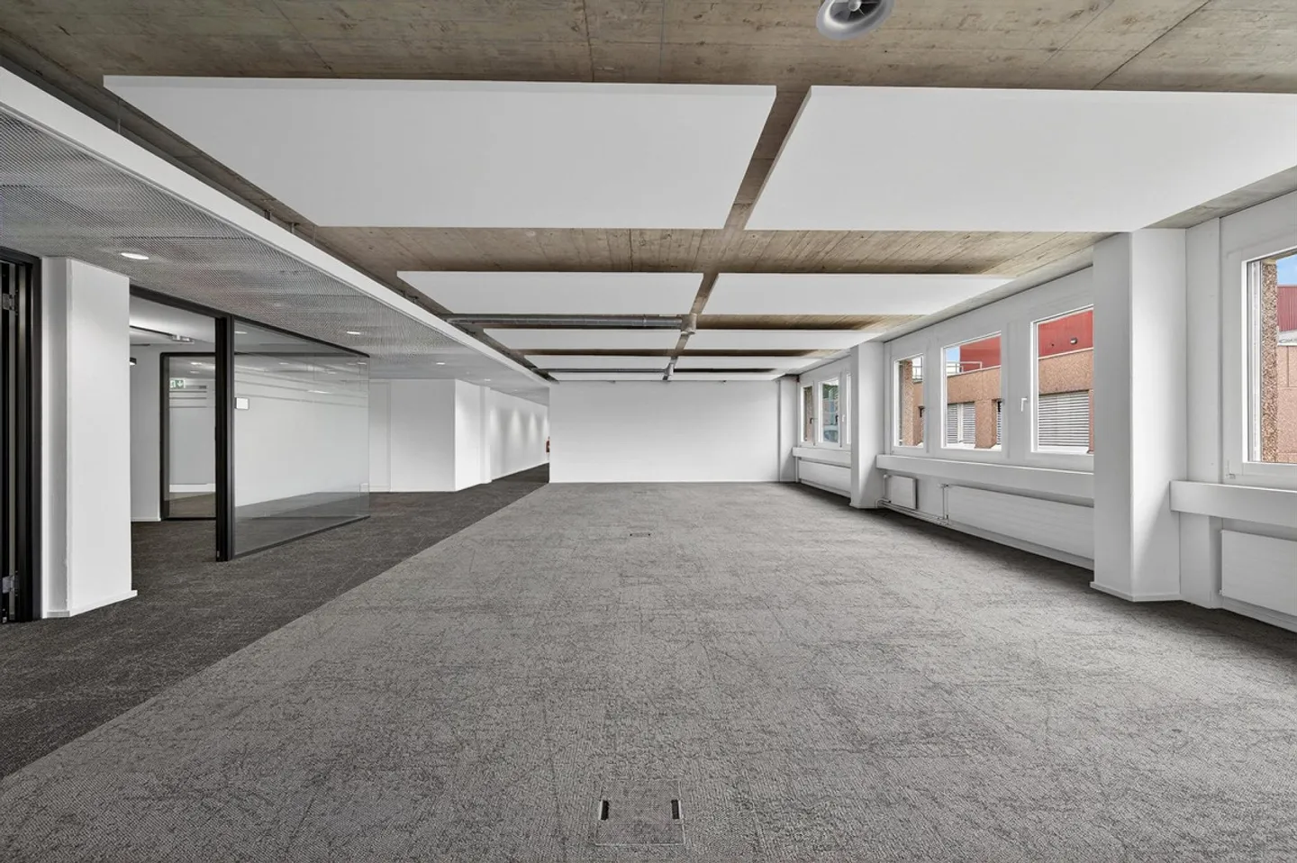 Modern Headquarters Space near Zurich 760 m² available immediately - ... - Photo 5 of 13