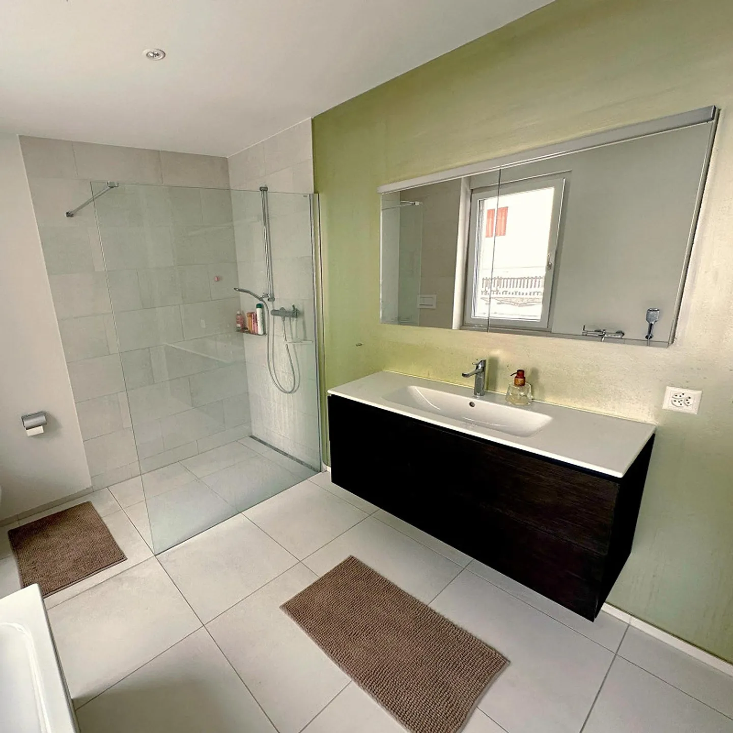 Moderne und stilvolle 3.5-Zimmerwohnung zu vermieten - Foto 9 von 15