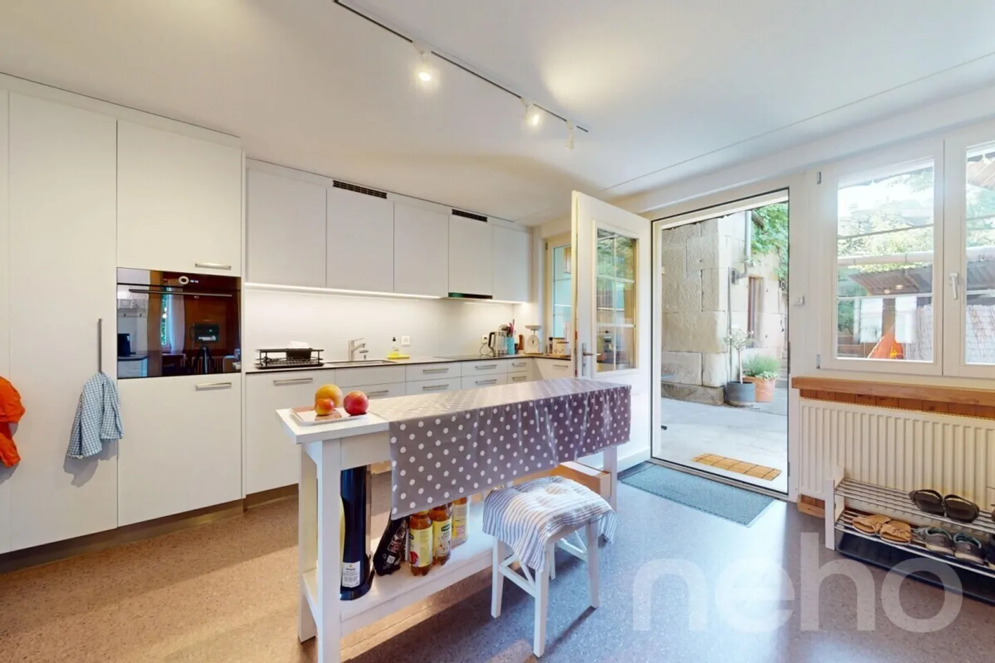 Fattoria centrale con potenziale di sviluppo - Foto 4 di 13