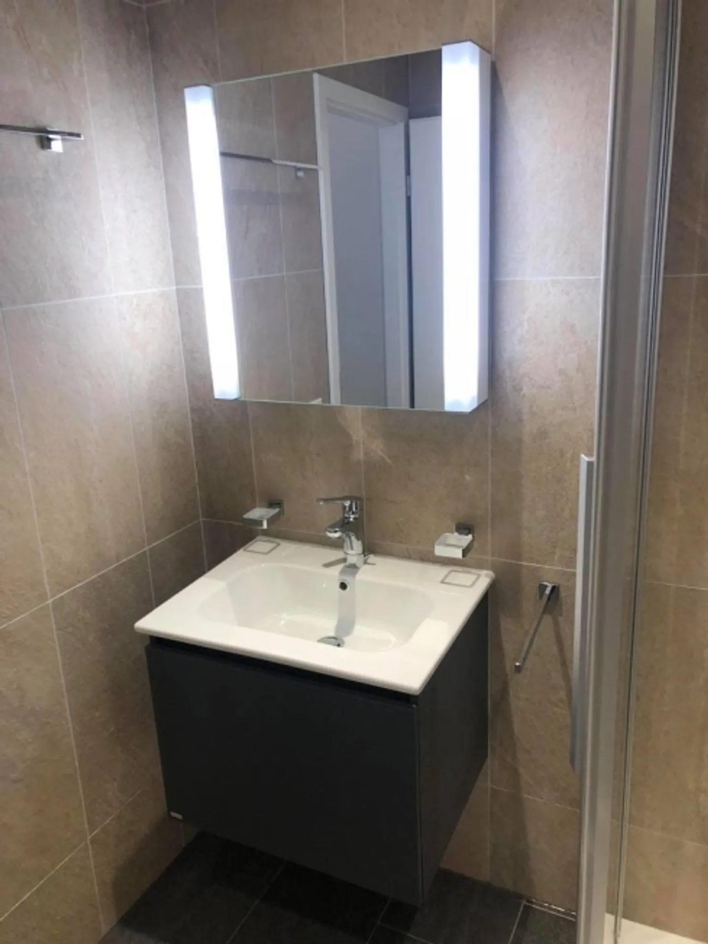 A LOUER - STUDIO DE 28 M2 DANS BATIMENT NEUF - 1008 PRILLY - Photo 2 sur 5