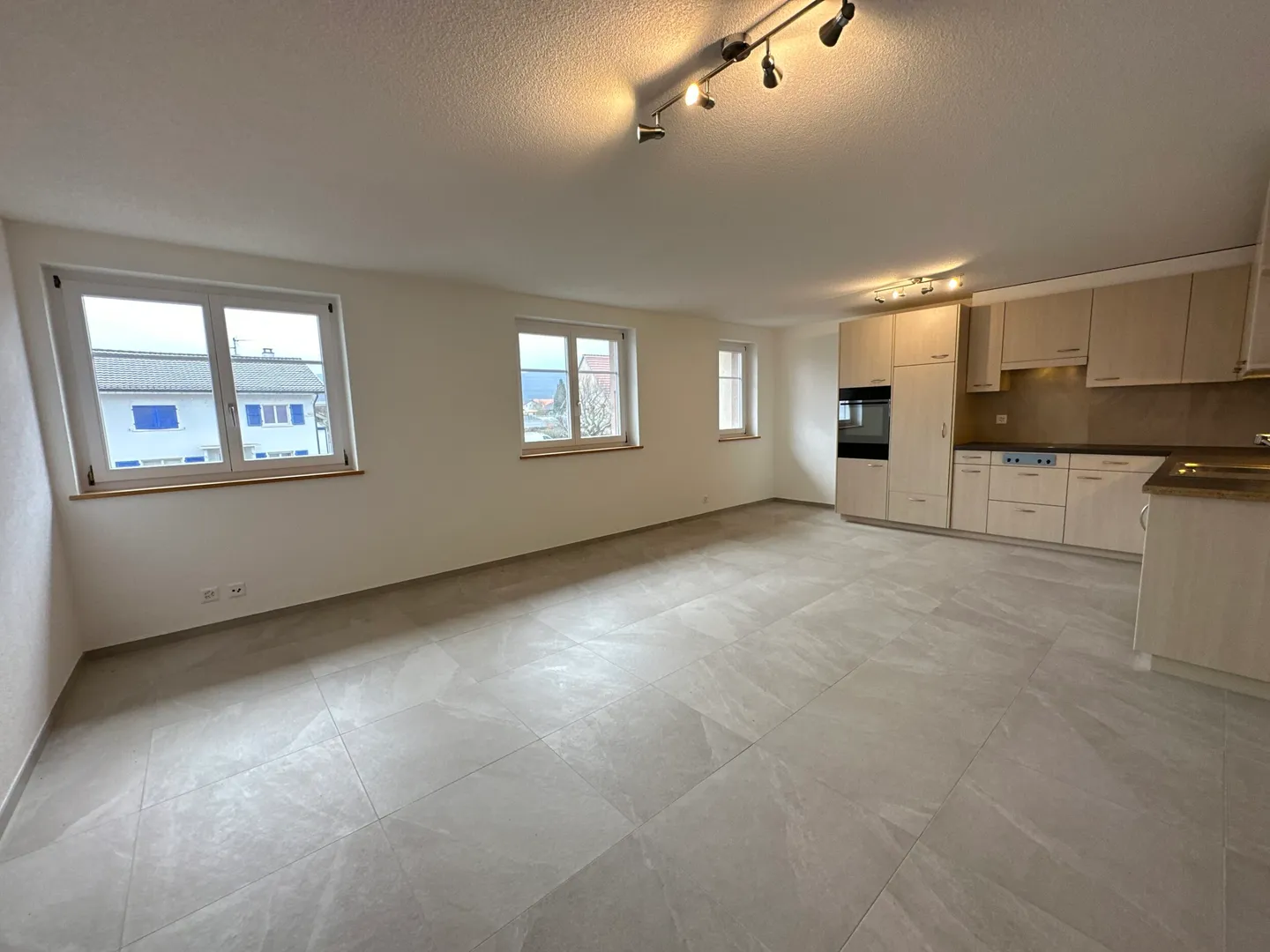 Appartamento Spazioso in Villaggio - Foto 3 di 12