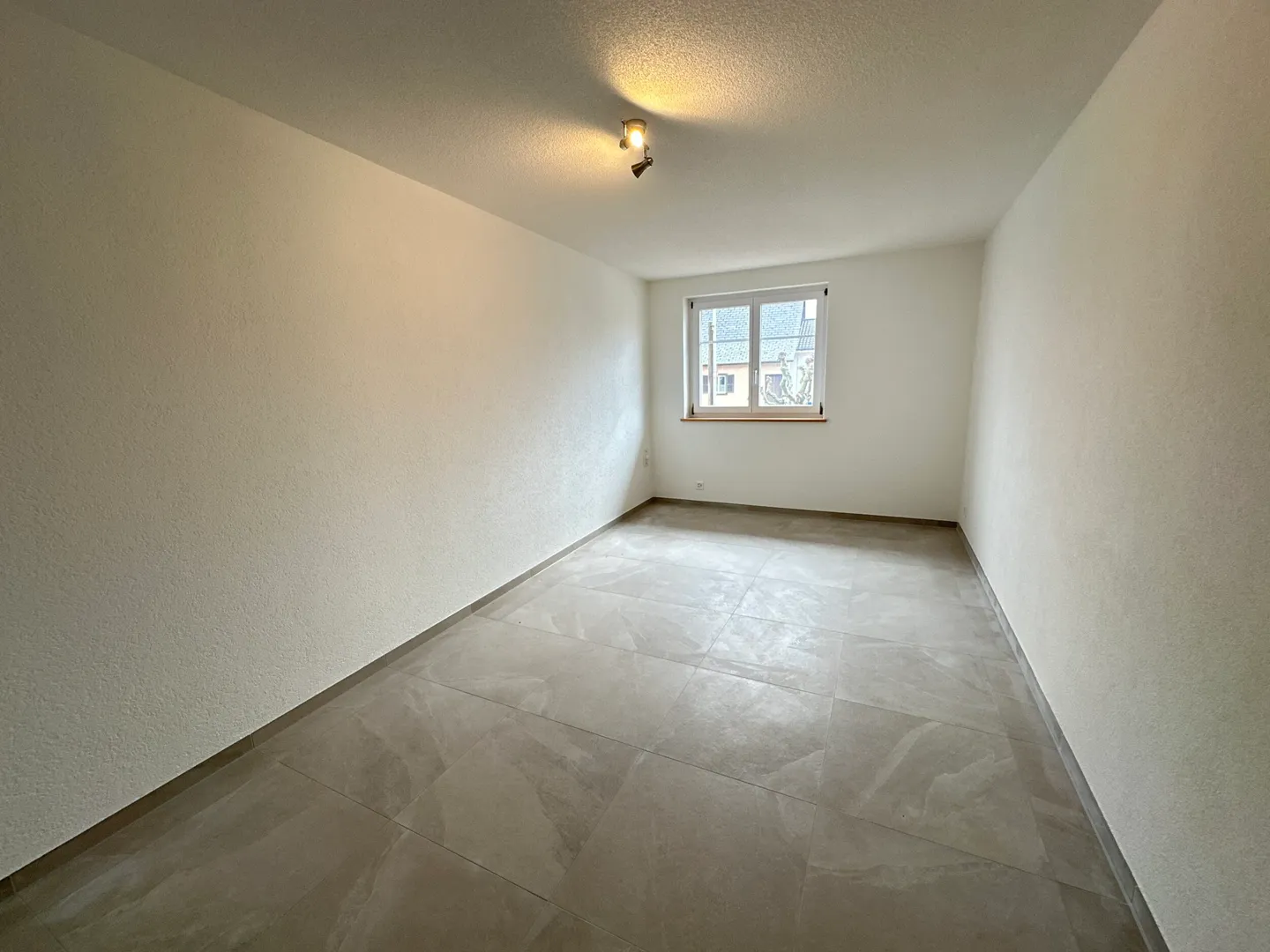 Appartamento Spazioso in Villaggio - Foto 4 di 12