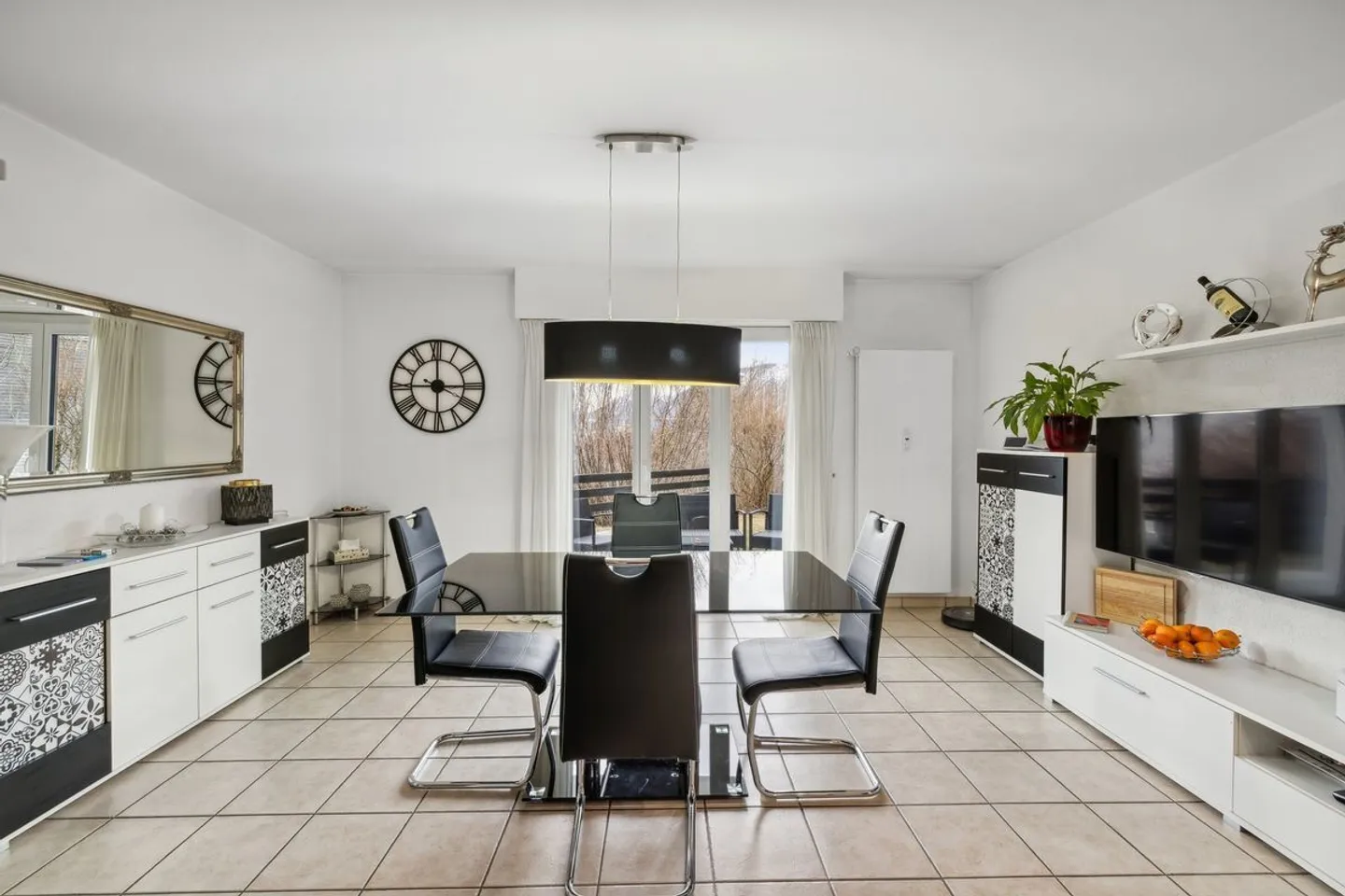 Apartment for sale - Photo 2 of 5