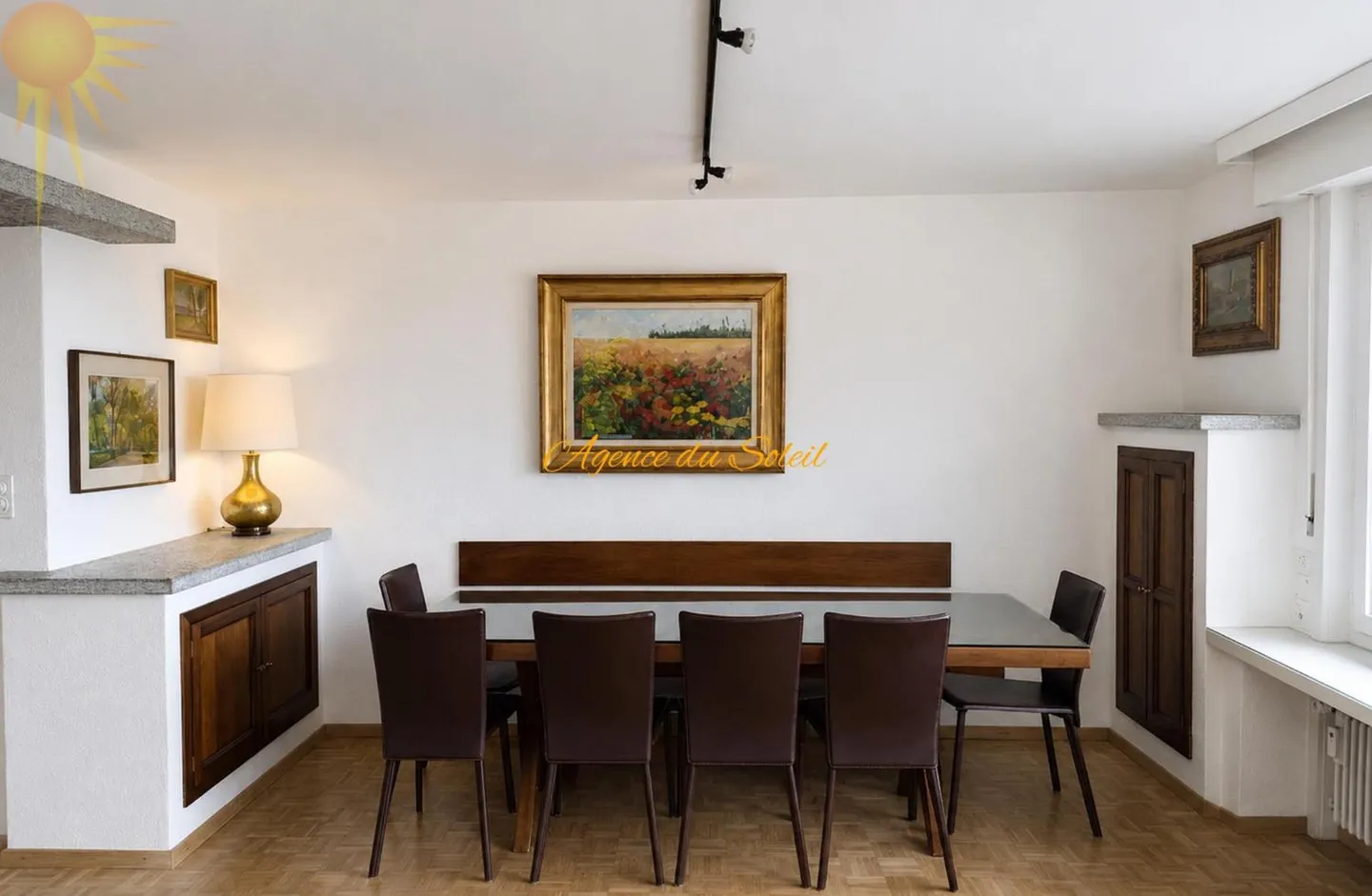 Monatlich zur Miete für die Sommersaison: diese wunderbare 4,5-Zimmer-Wohnung in der Nähe der re - Foto 4 von 13