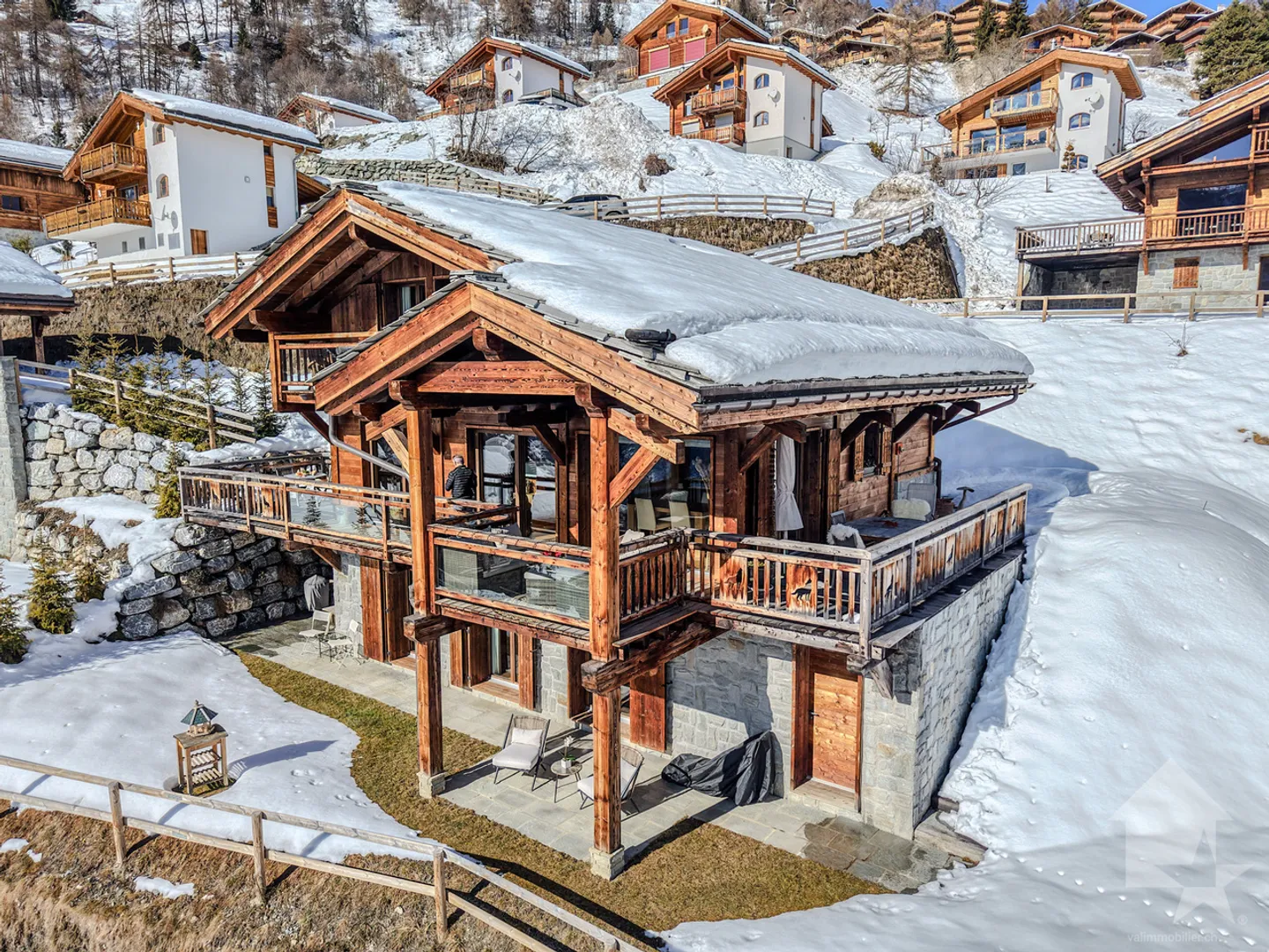 Magnifico chalet recente di alta qualità - Foto 4 di 45