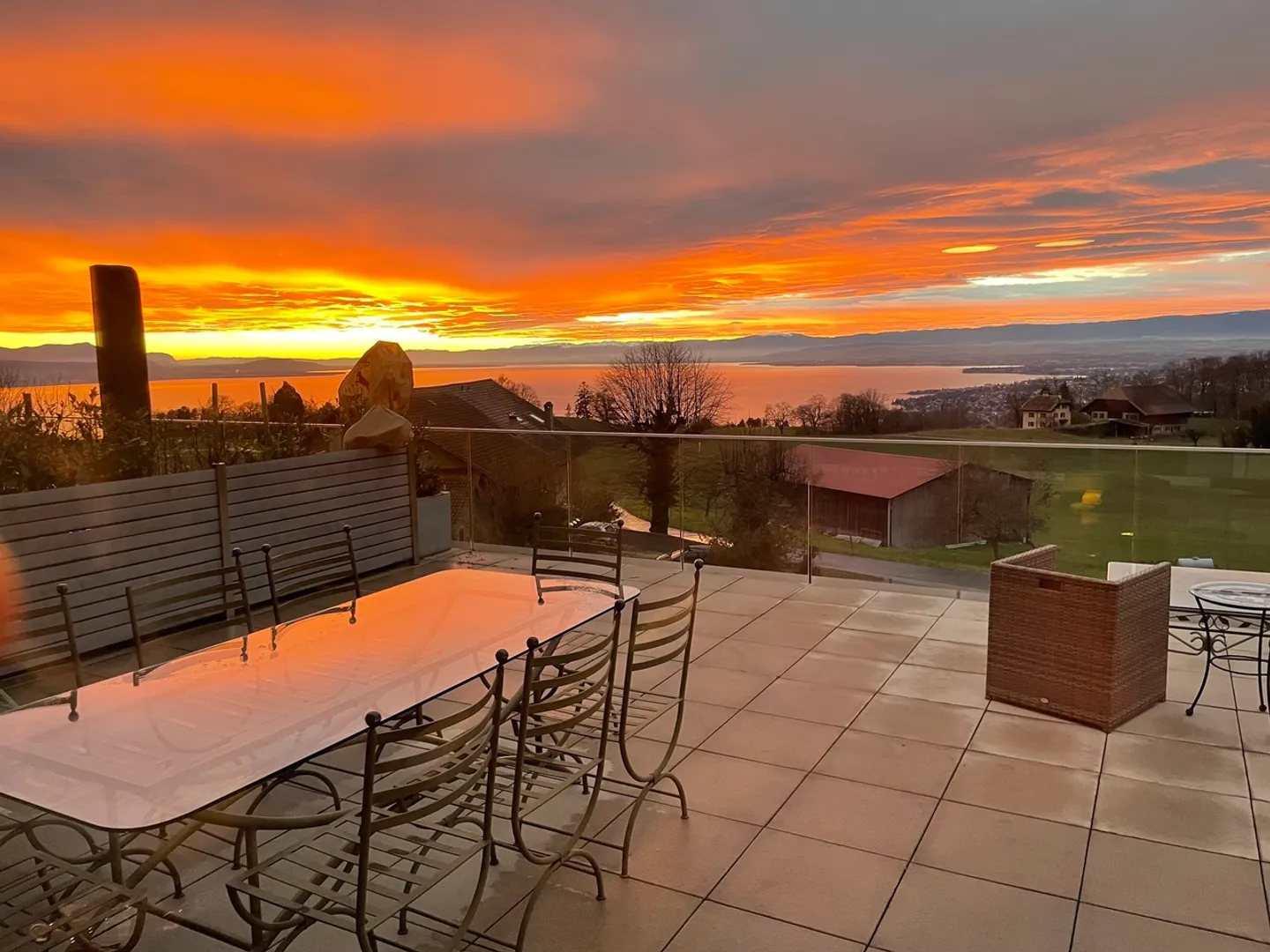 Superbe maison Jumelle (B2) de 6,5 pièces avec vue imprenable - Photo 3 sur 4