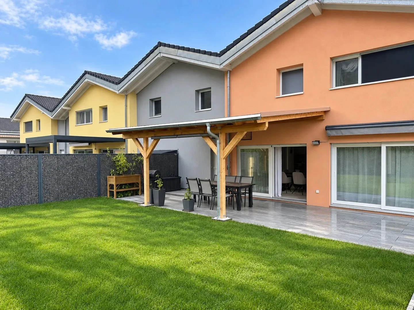 2021 House with Garden, Parental Suite and Development Potential - Photo 34 of 35