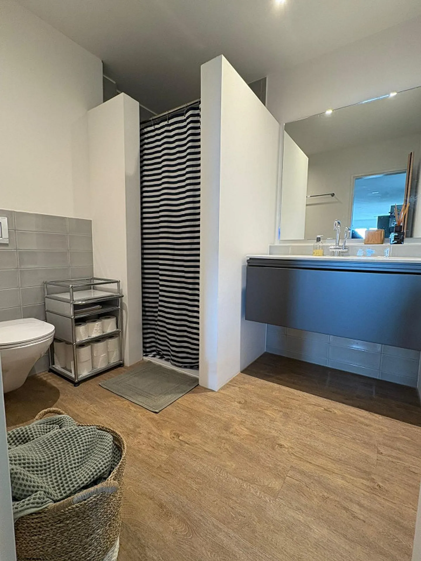 3½-Room Terrace Apartment with Stunning Lake View - Photo 12 of 14
