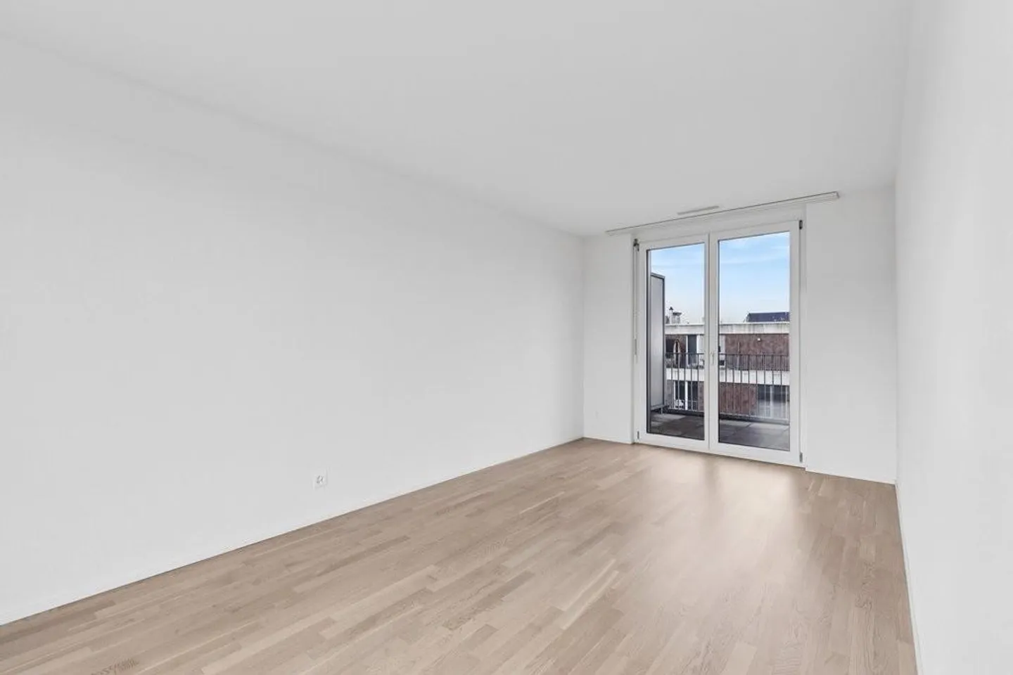 Nice living - Photo 3 of 5