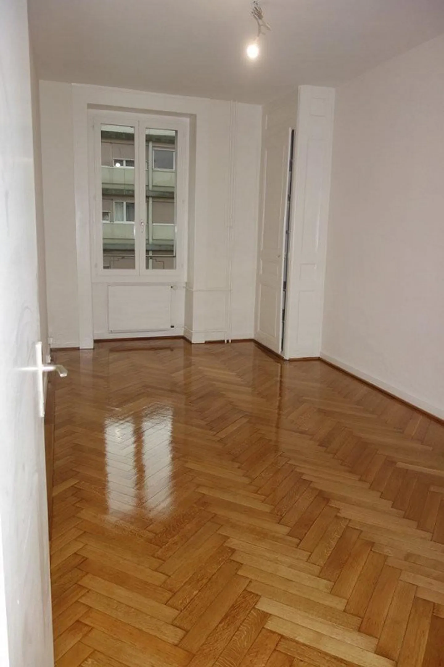 Coutance - Apartment with character close to the train station - Photo 7 of 7