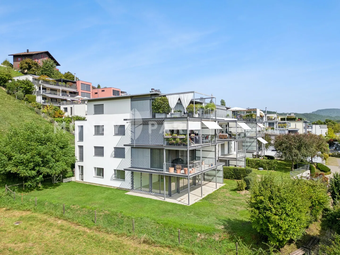 Appartamento giardino esclusivo di 4,5 stanze con vista unica sul viadotto - Foto 11 di 13