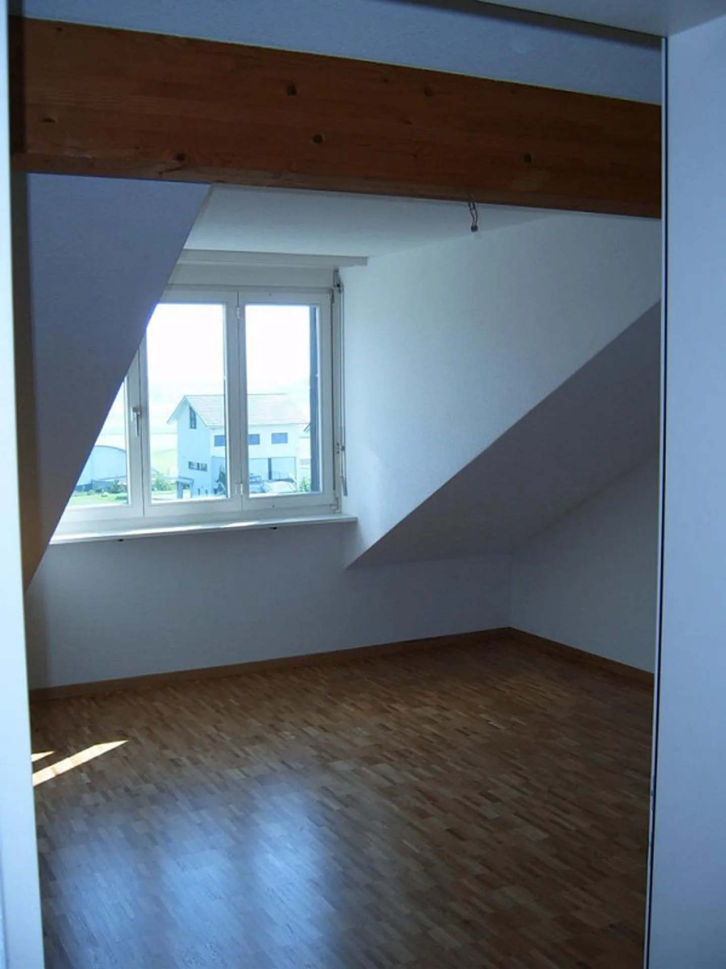 Helle 6.5-Zimmer Maisonette - Foto 7 von 13