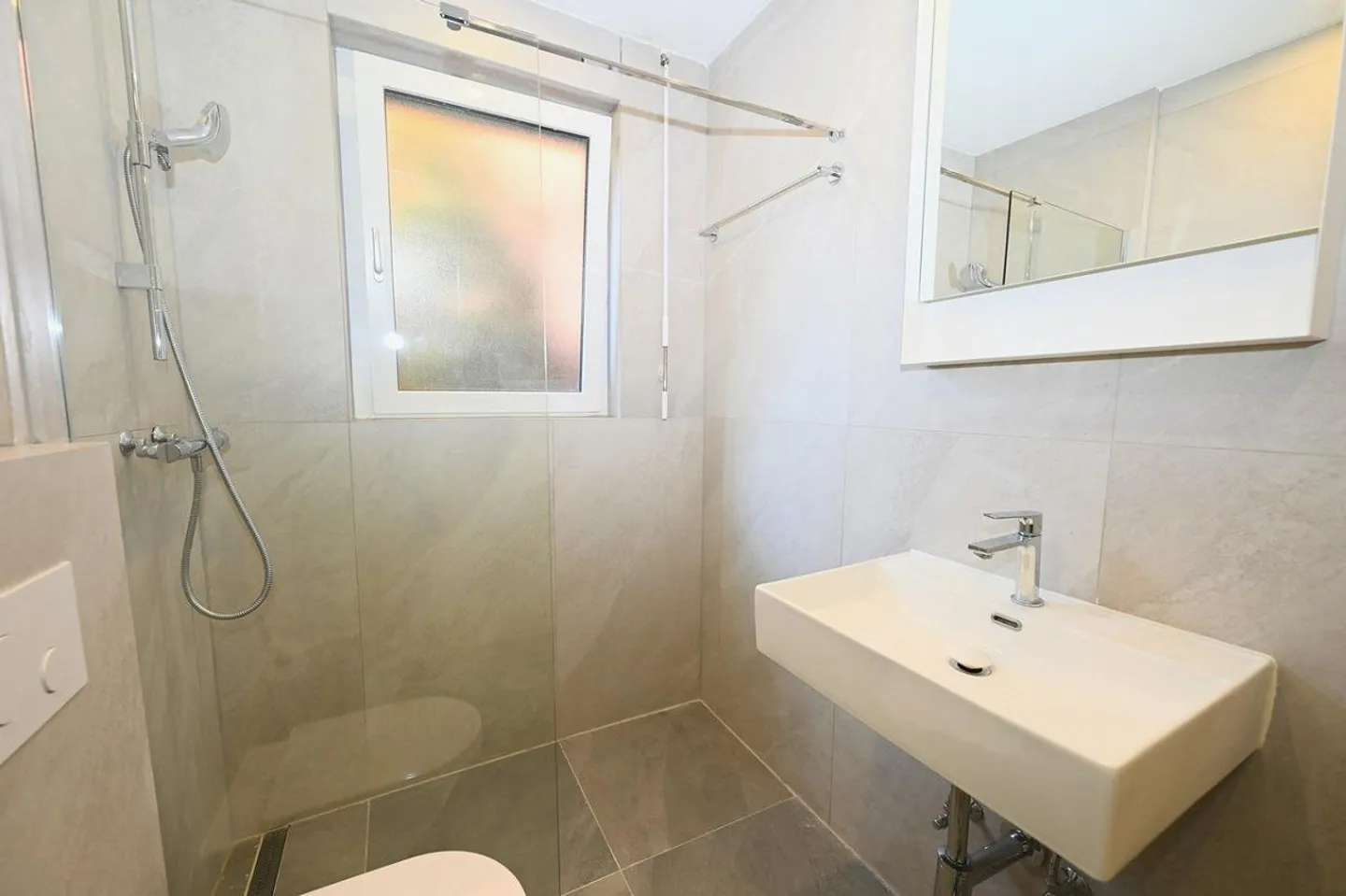Casa singola in affitto - Foto 10 di 14