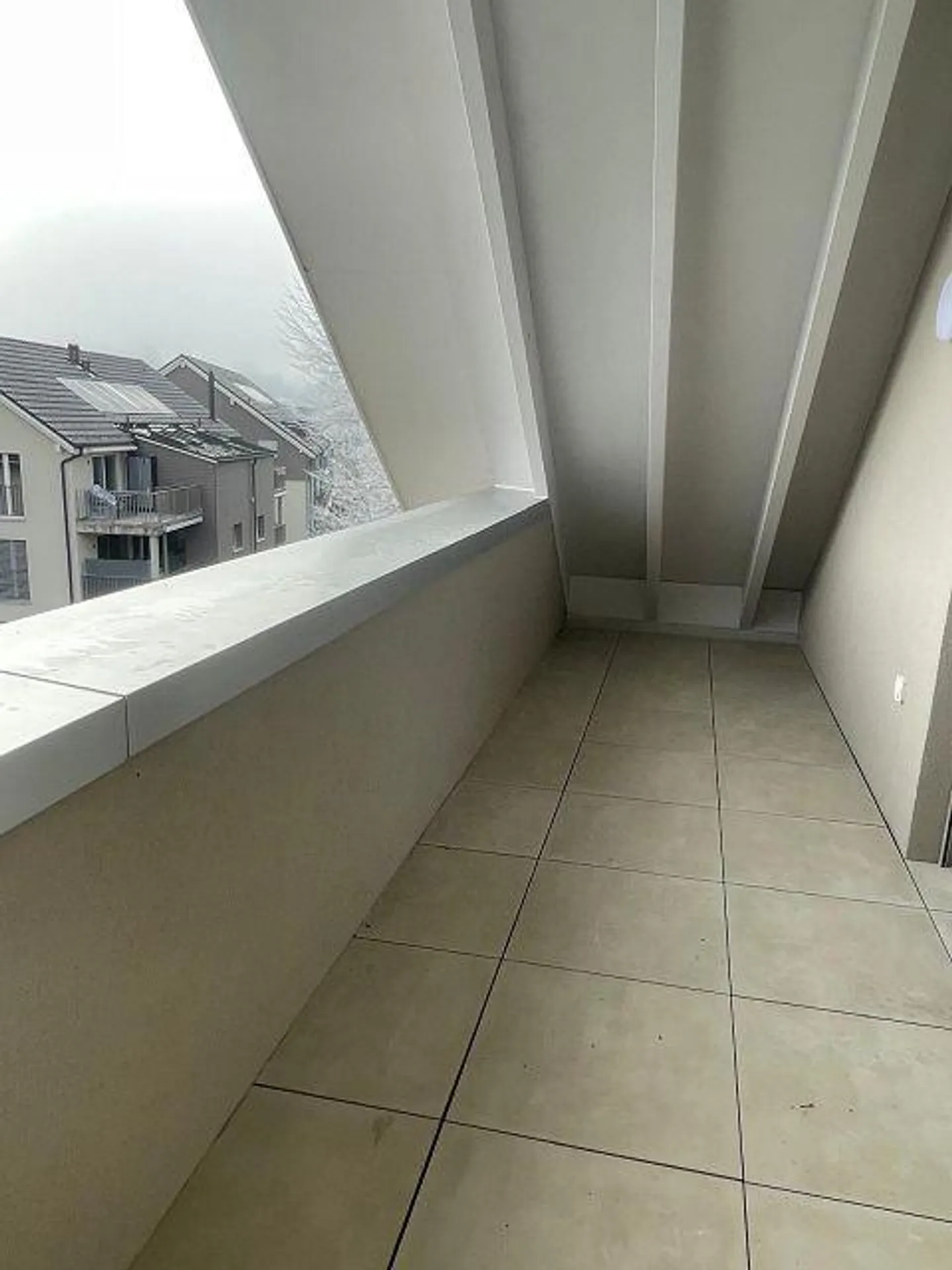 Appartement penthouse exclusif de 2,5 pièces avec caractère de loft - Photo 8 sur 11