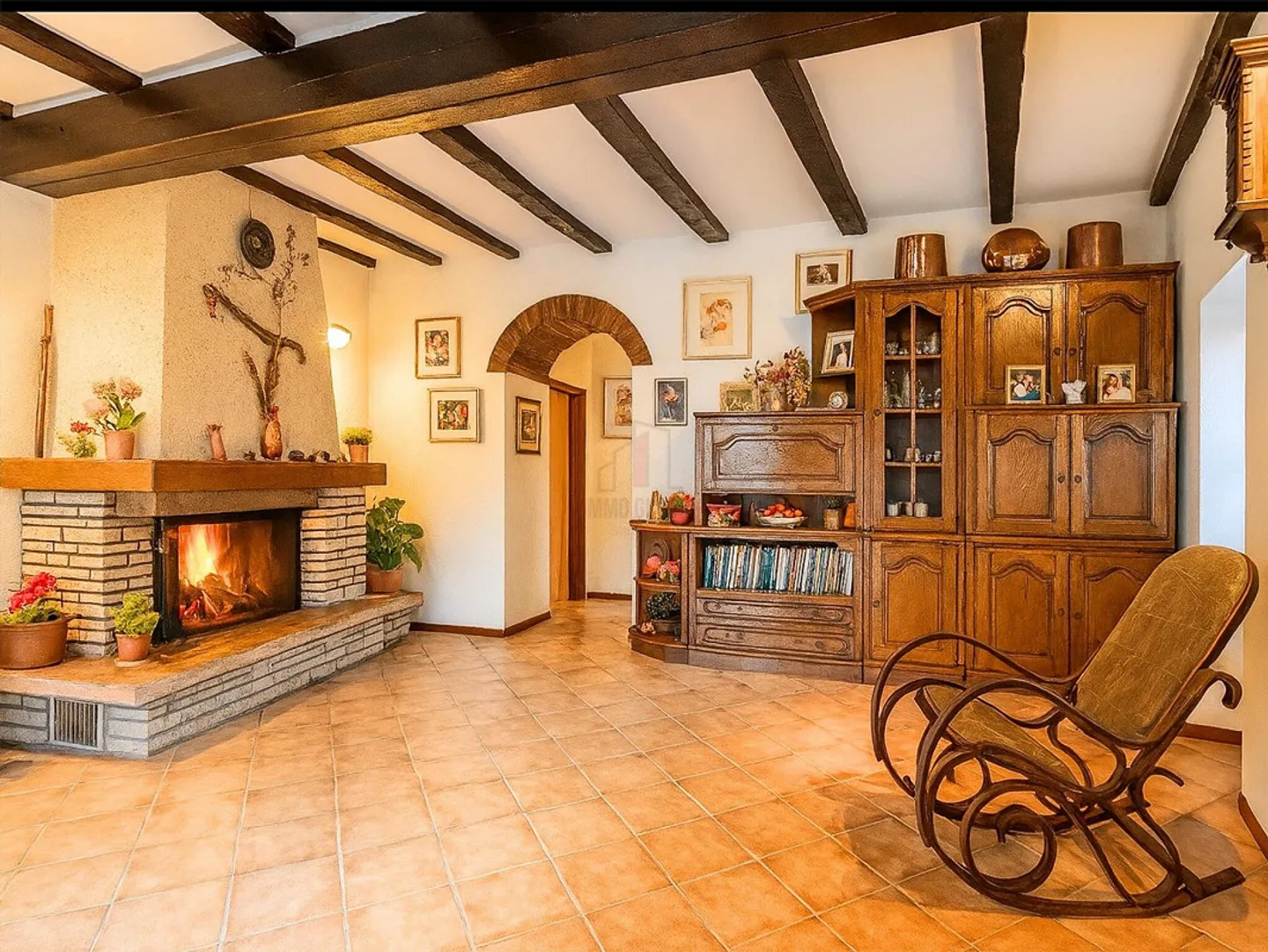 AN AUTHENTIC REFUGE IN THE HEART OF THE MUGGIO VALLEY - Photo 3 of 11