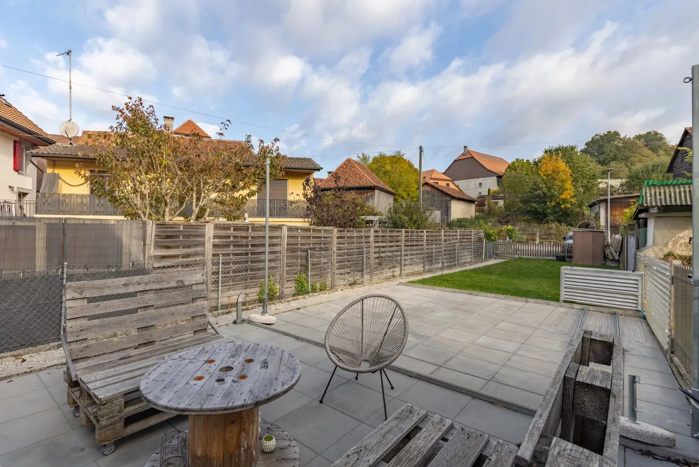 Semi-detached house for sale - Photo 3 of 14