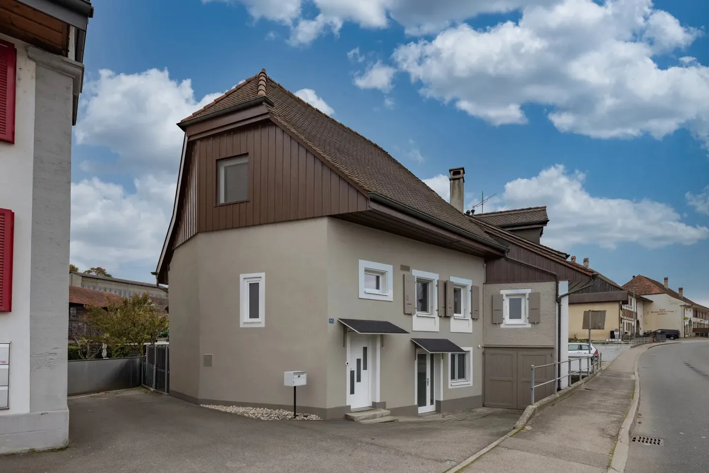 Semi-detached house for sale - Photo 1 of 14