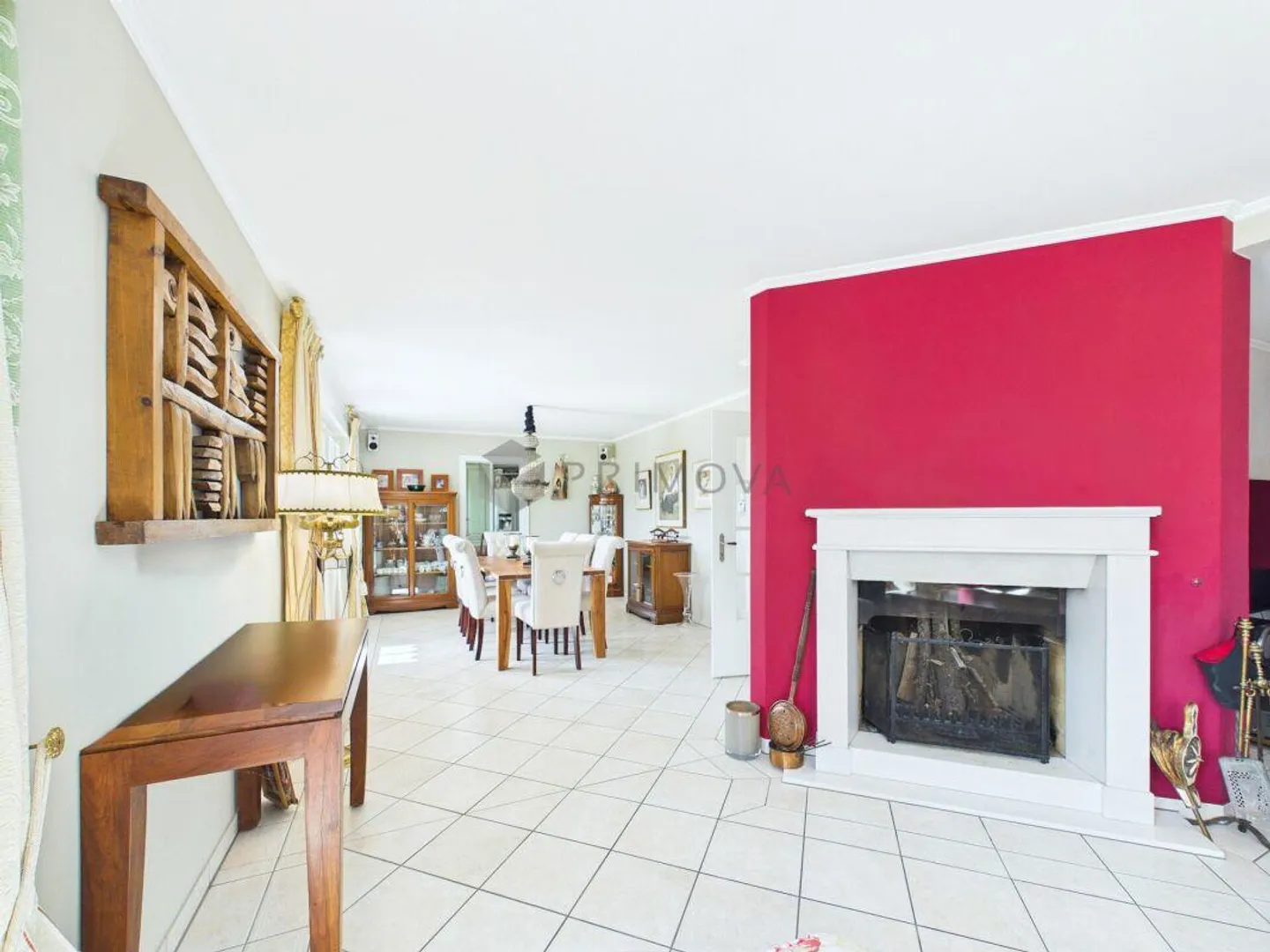 Country House Villa with Style, Character and Extraordinary Building Land Reserve - Photo 3 of 15