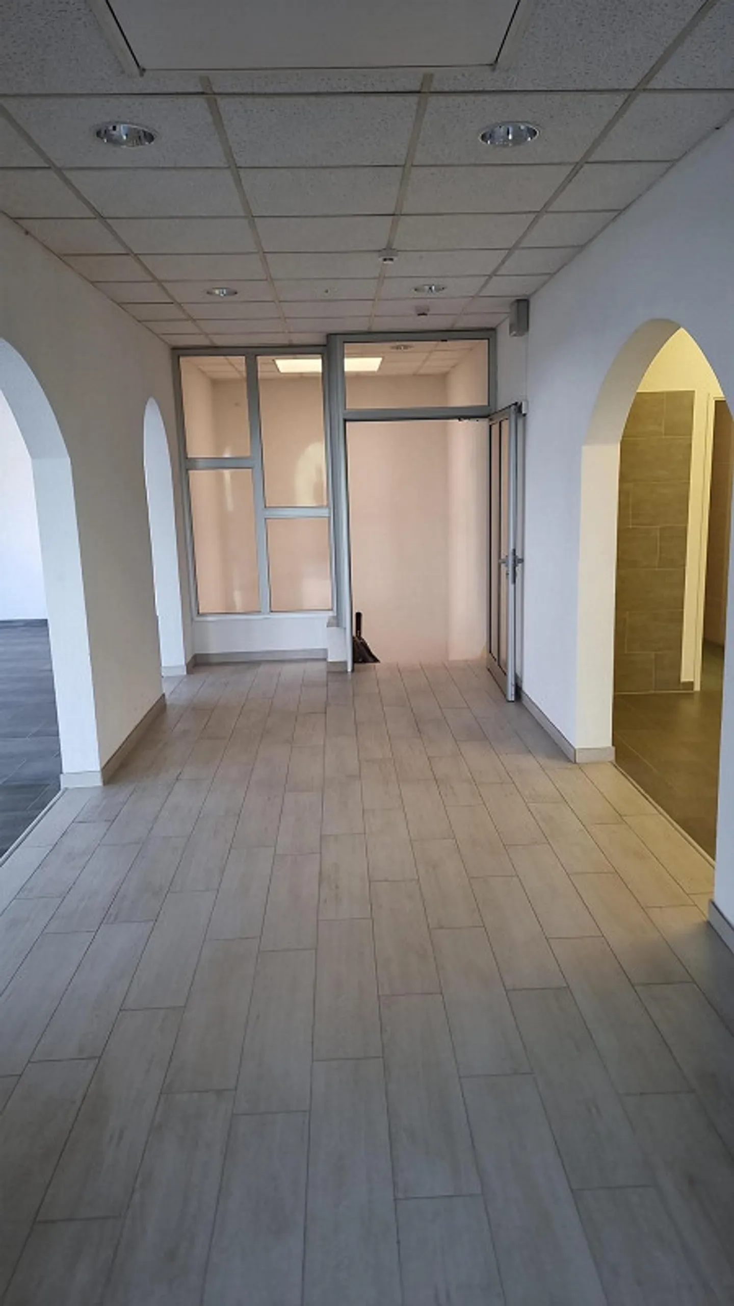 For training, yoga, beauty, studio, exhibition or office - Photo 3 of 9