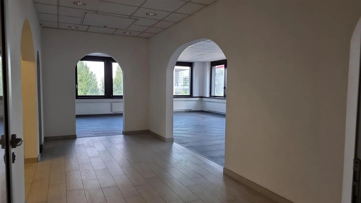 For training, yoga, beauty, studio, exhibition or office - Photo 5 of 9