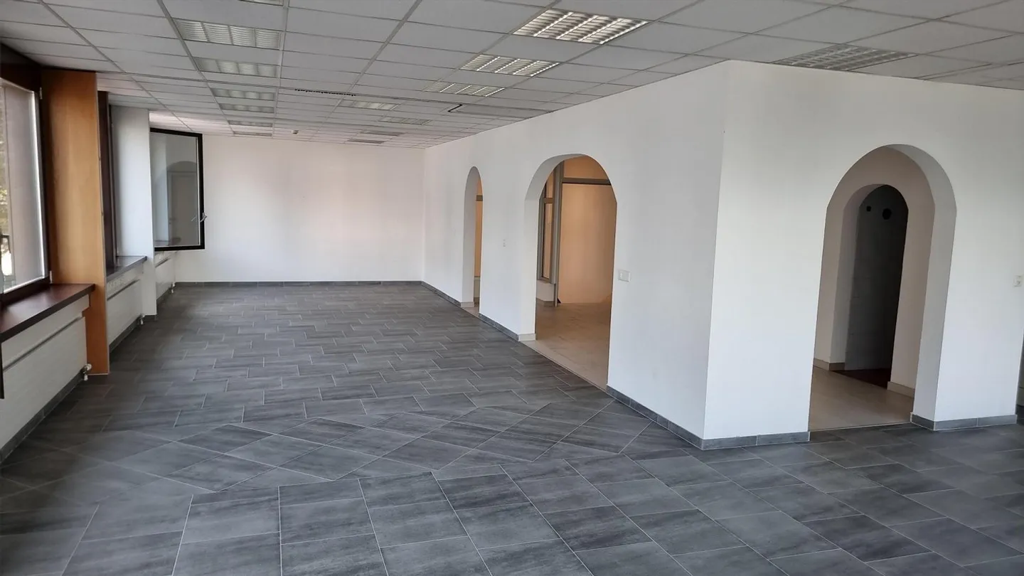 For training, yoga, beauty, studio, exhibition or office - Photo 8 of 9